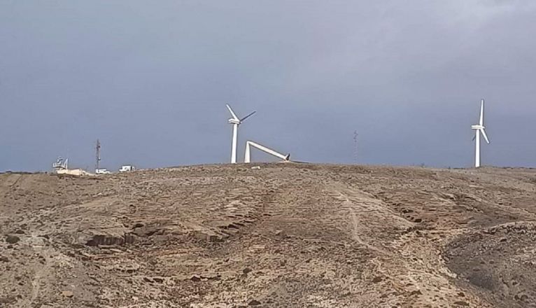 Caída de un aerogenerador en Montaña Mina. Foto: Cedida. 