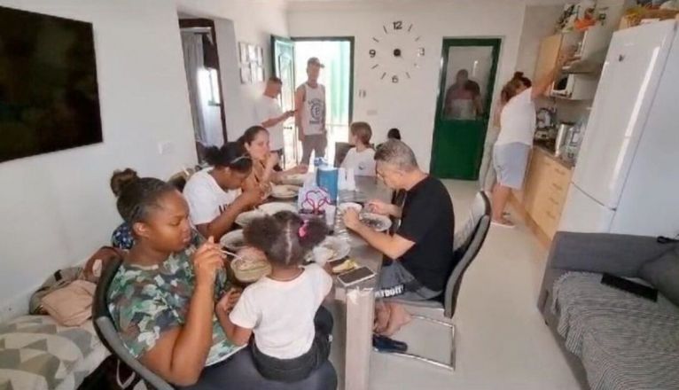 da2d17df 588c 43b7 8fdf 177aeca13234 16 9 discover aspect ratio default 0