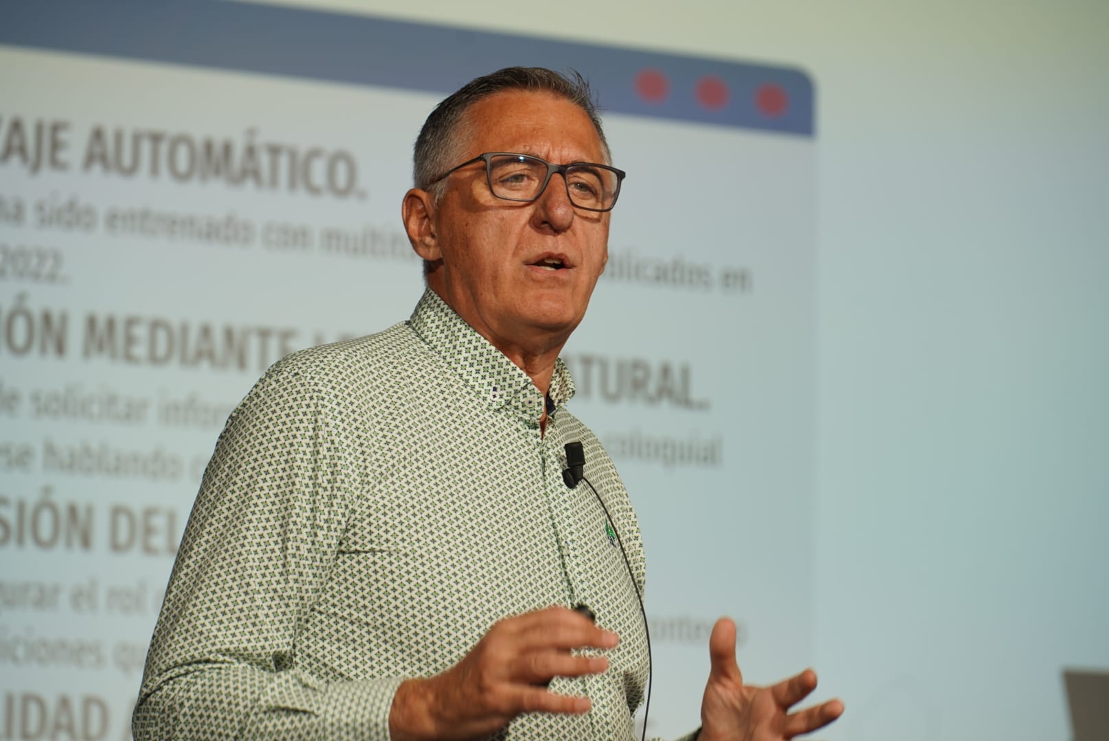 Fernando Posada imparte el taller 'ChatGPT. Cómo usar la IA para mejorar tu trabajo docente'