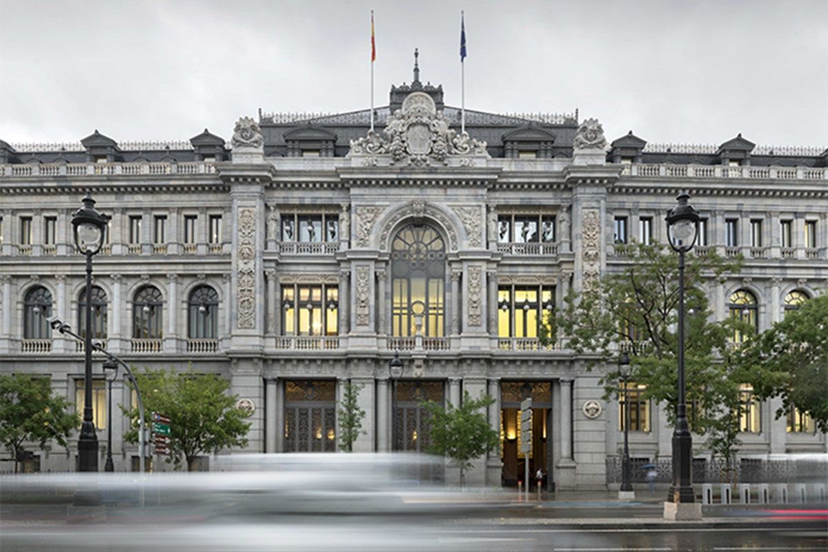 Sede central del Banco de España en Madrid. Empleo en Turismo.
