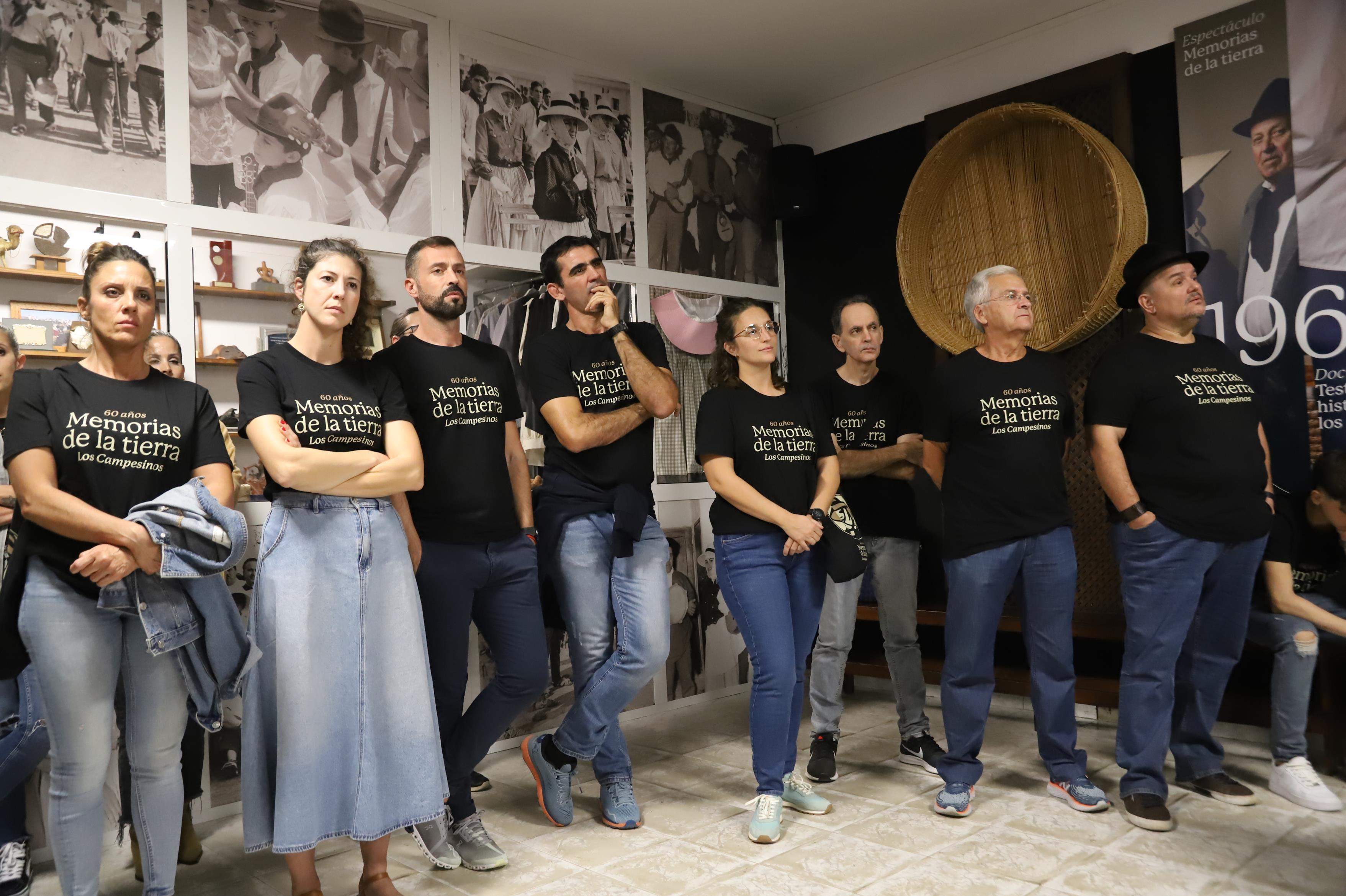 La agrupación folklórica durante la presentación de 'Memorias de la Tierra' La agrupación folklórica durante la presentación de 'Memorias de la Tierra'