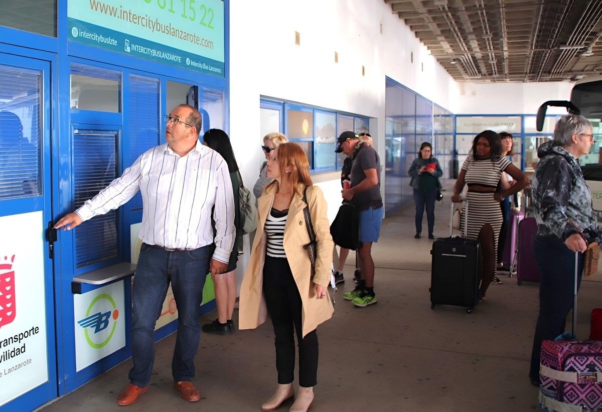 La oficina de la Estación de Guaguas de Playa Blanca