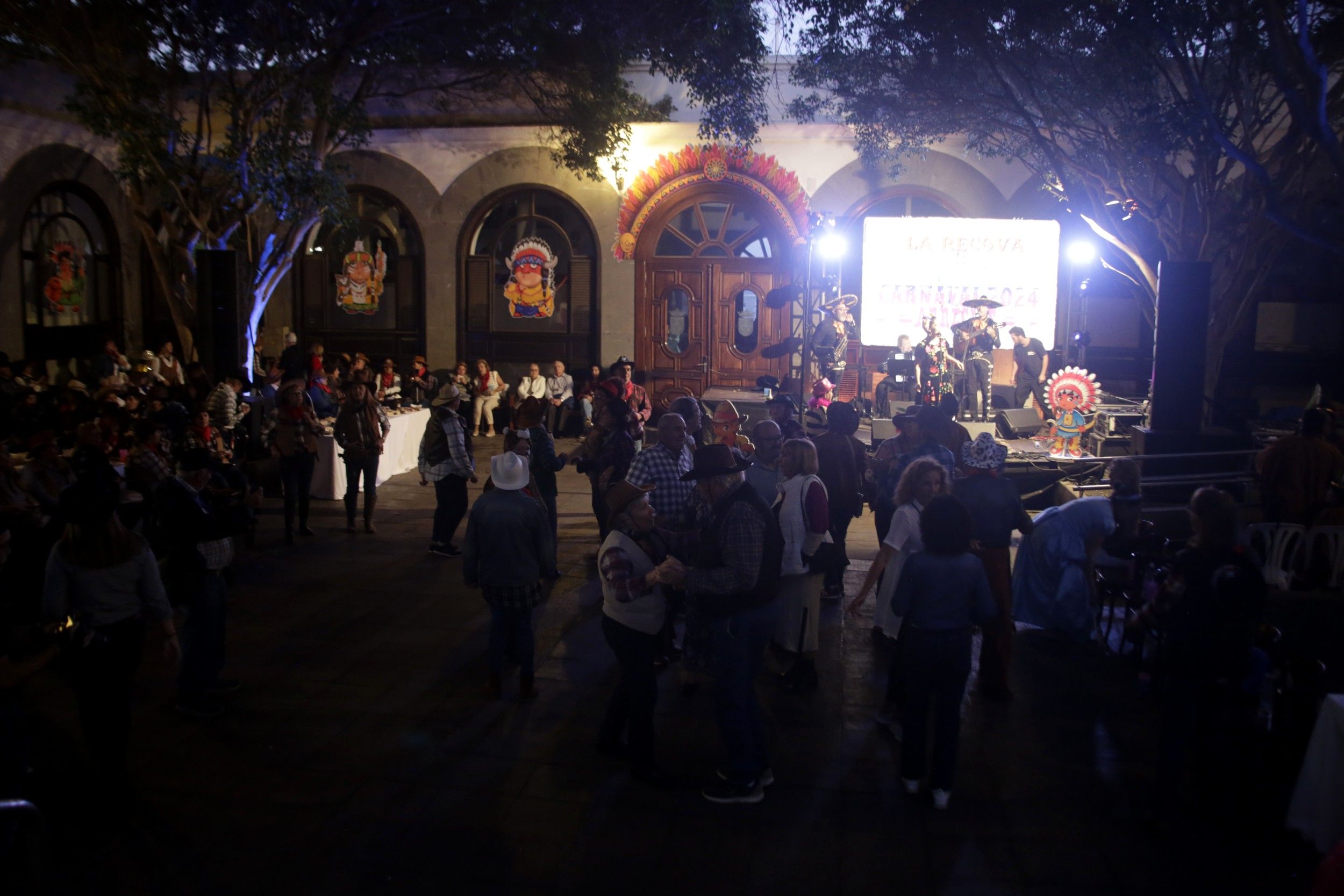 Séptimo baile de marcarita de mayores Séptimo baile de marcarita de mayores