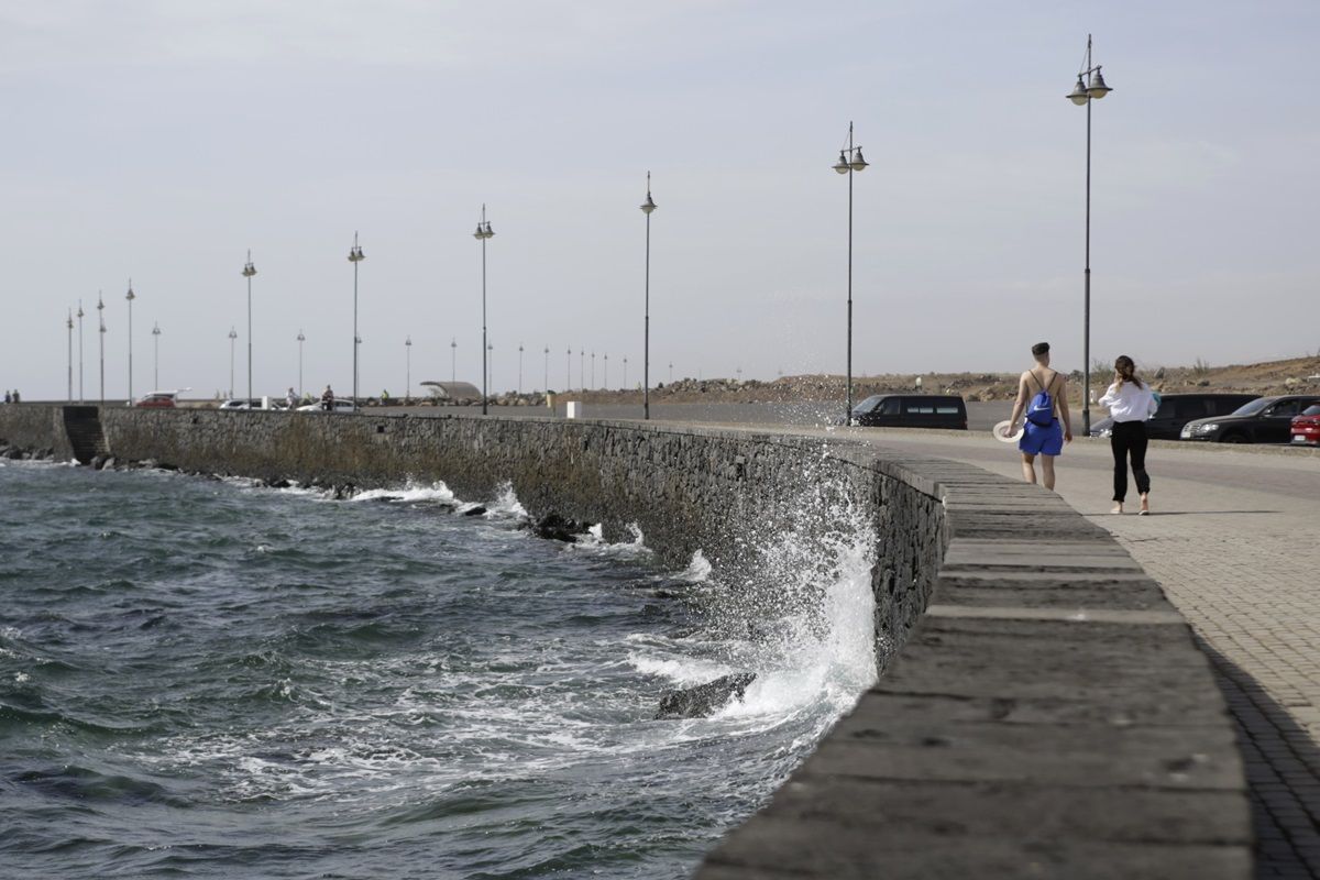 Imágenes del viento en Arrecife (Foto: Juan Mateos)