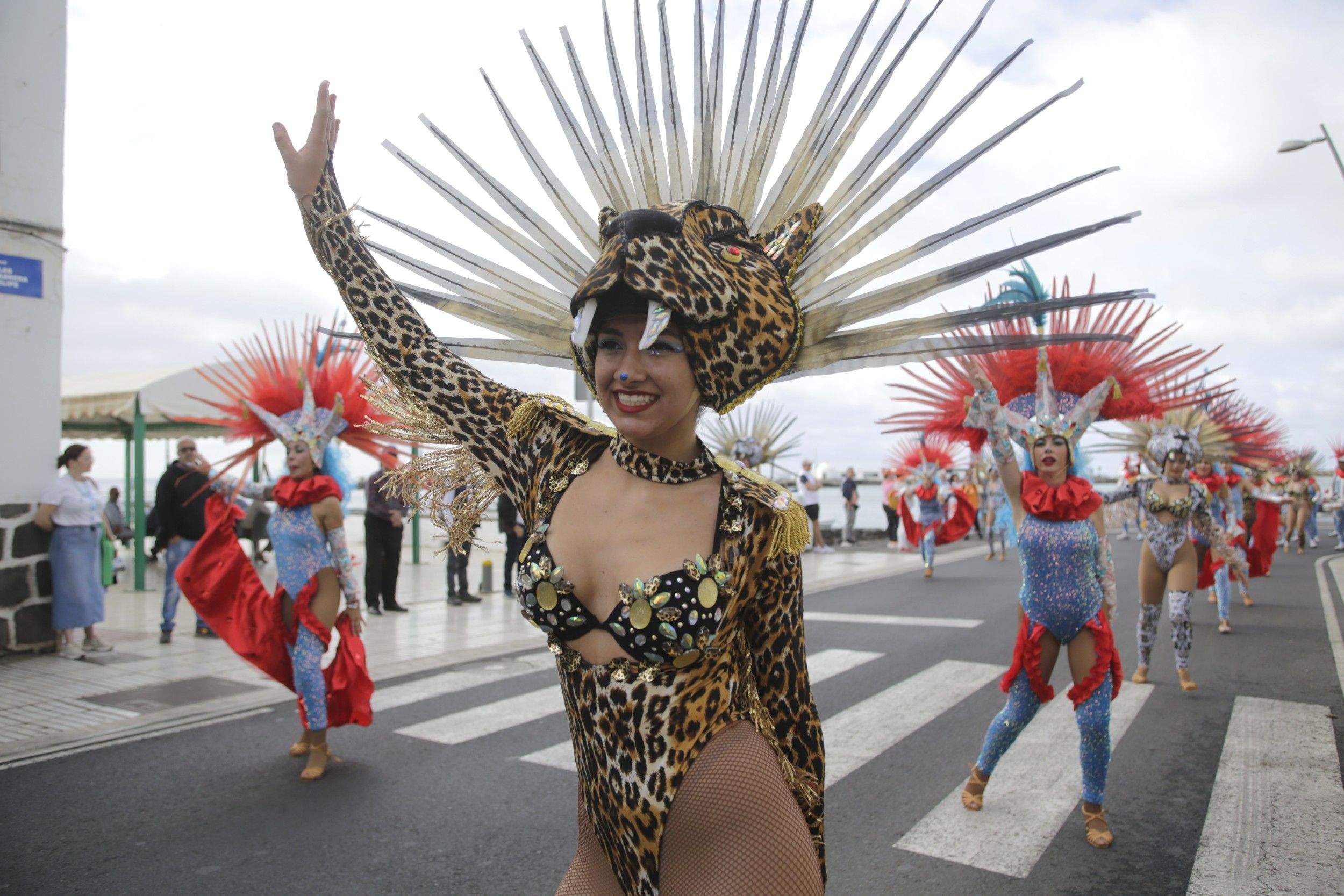 Pasacalles de Carnaval de Arrecife, 2024 (Fotos: Juan Mateos) Pasacalles de Carnaval de Arrecife, 2024 (Fotos: Juan Mateos)