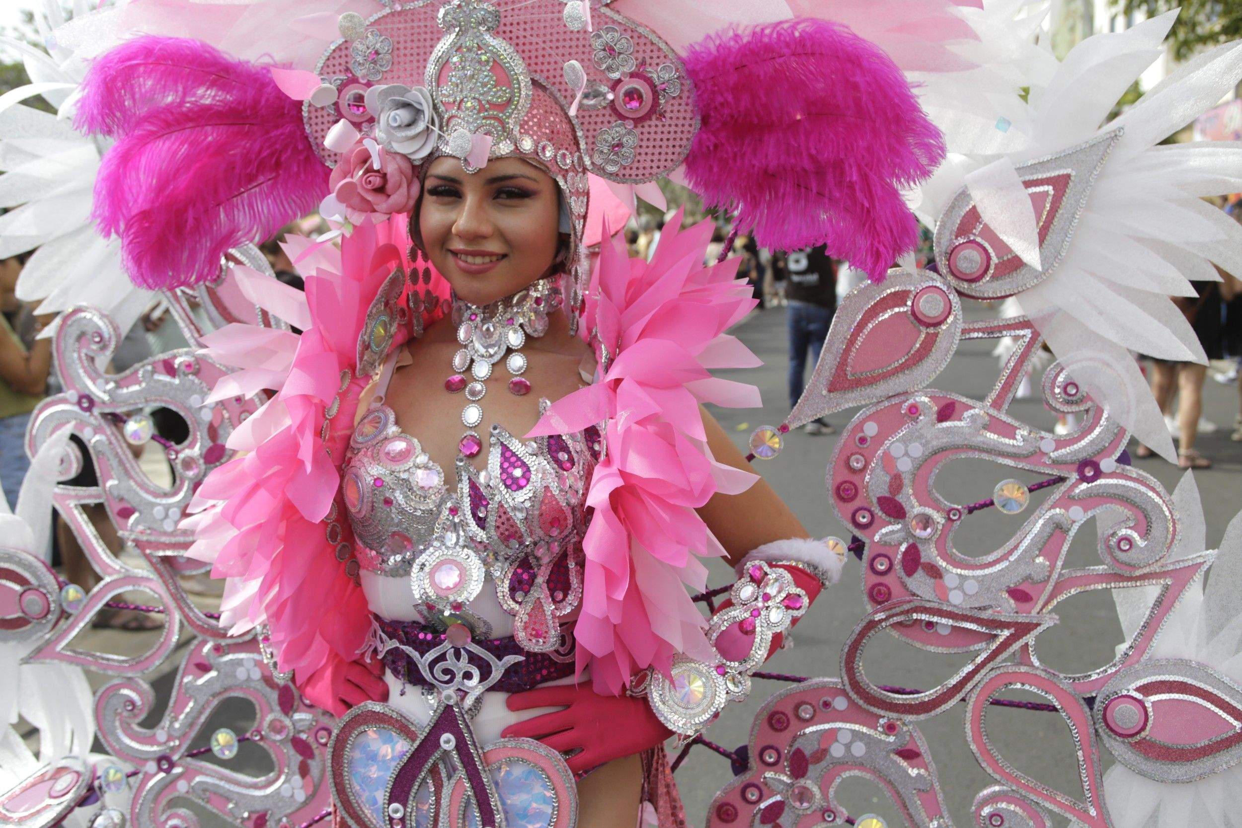 Pasacalles de Carnaval de Arrecife, 2024 (Fotos: Juan Mateos) Pasacalles de Carnaval de Arrecife, 2024 (Fotos: Juan Mateos)