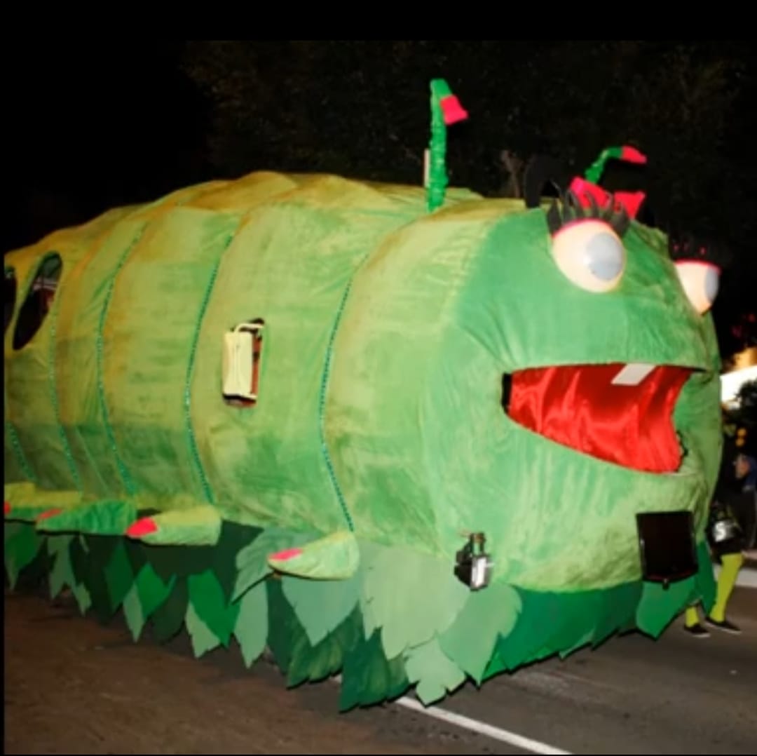 Las carrozas en los Carnavales de otros años Las carrozas en los Carnavales de otros años