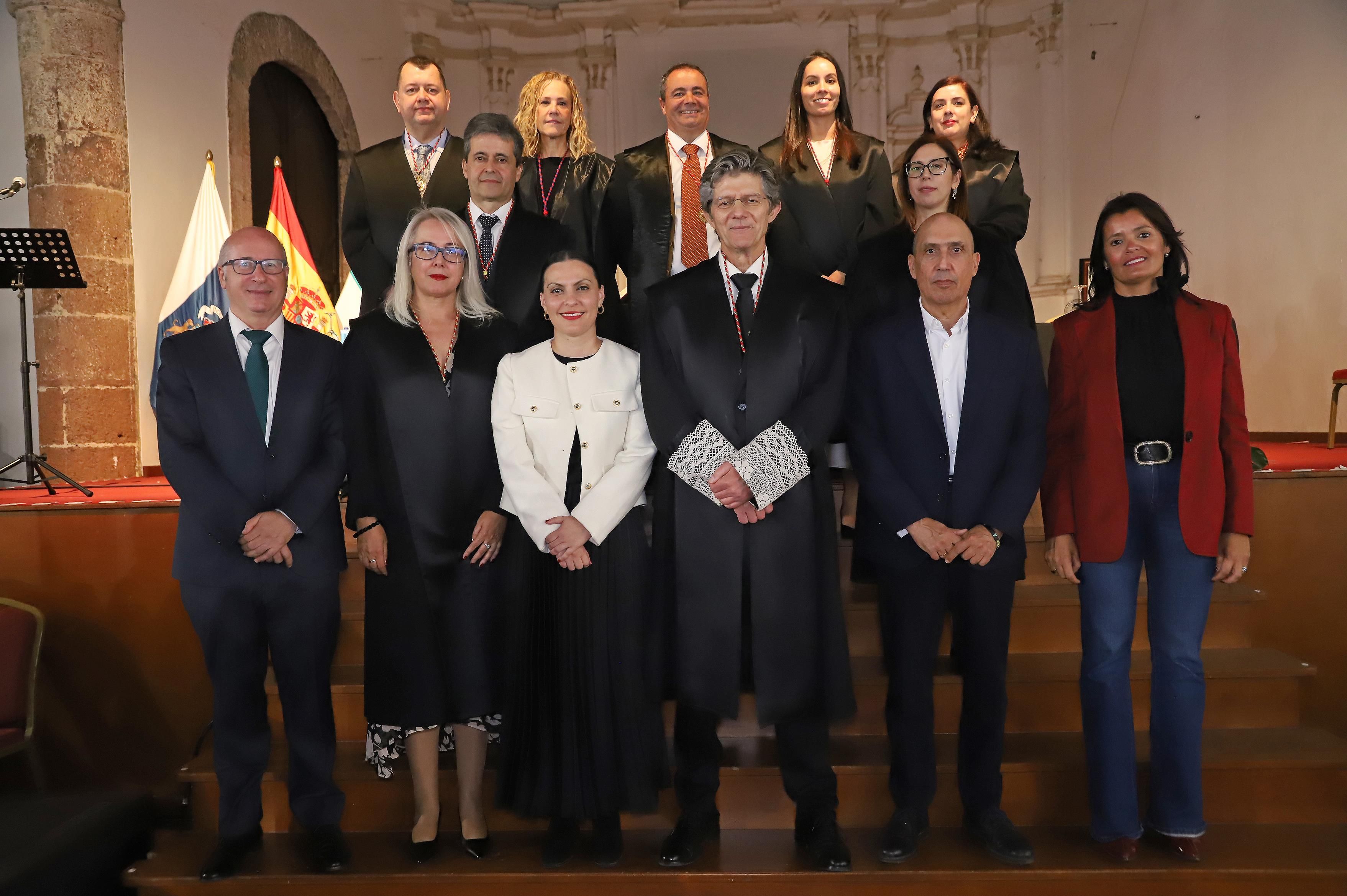 Toma de posesión de la nueva junta del colegio de la abogacía de Lanzarote Toma de posesión de la nueva junta del colegio de la abogacía de Lanzarote