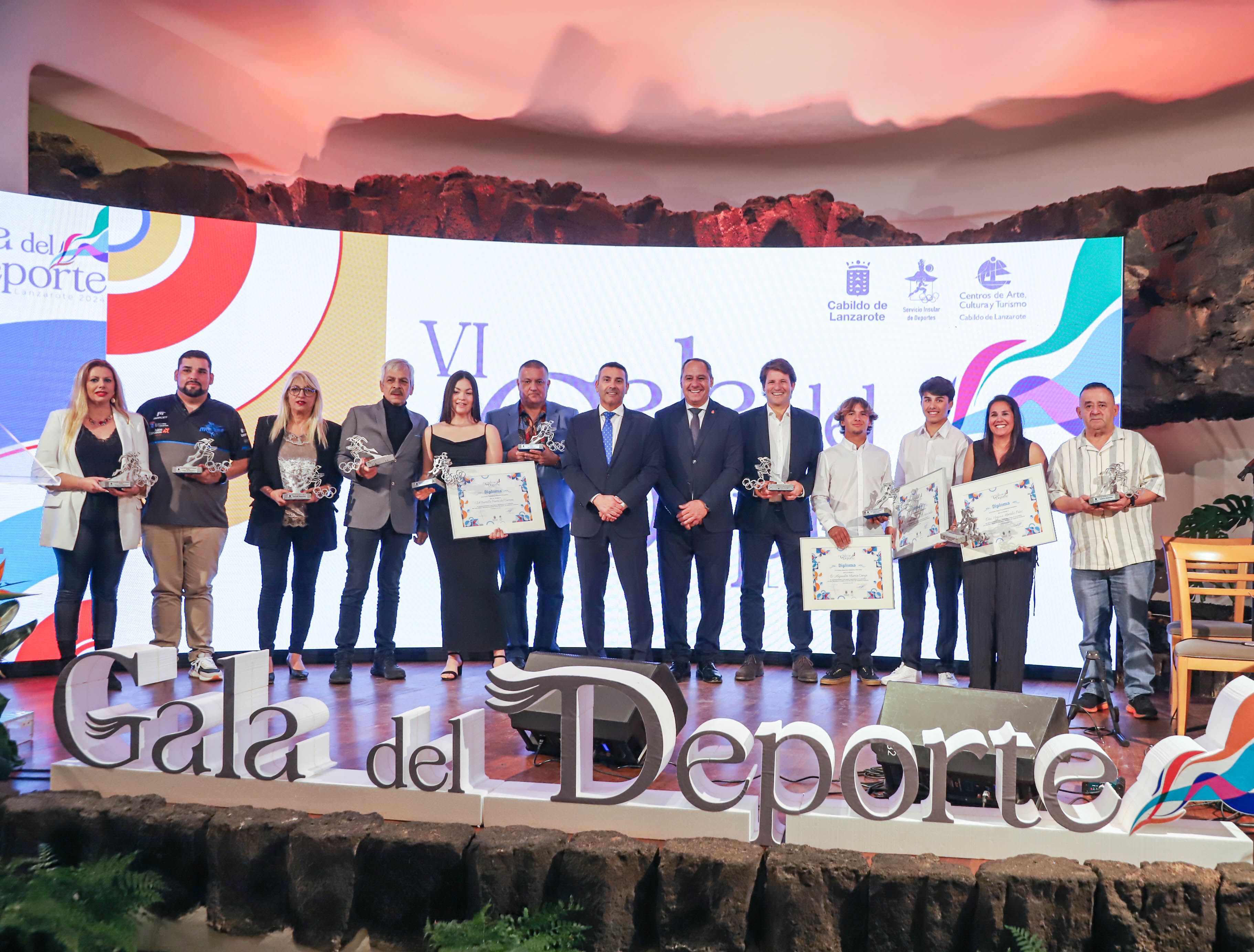 Algunos de los premiados en la VI Gala del Deporte del Cabildo de Lanzarote. Foto: Cabildo de Lanzarote.