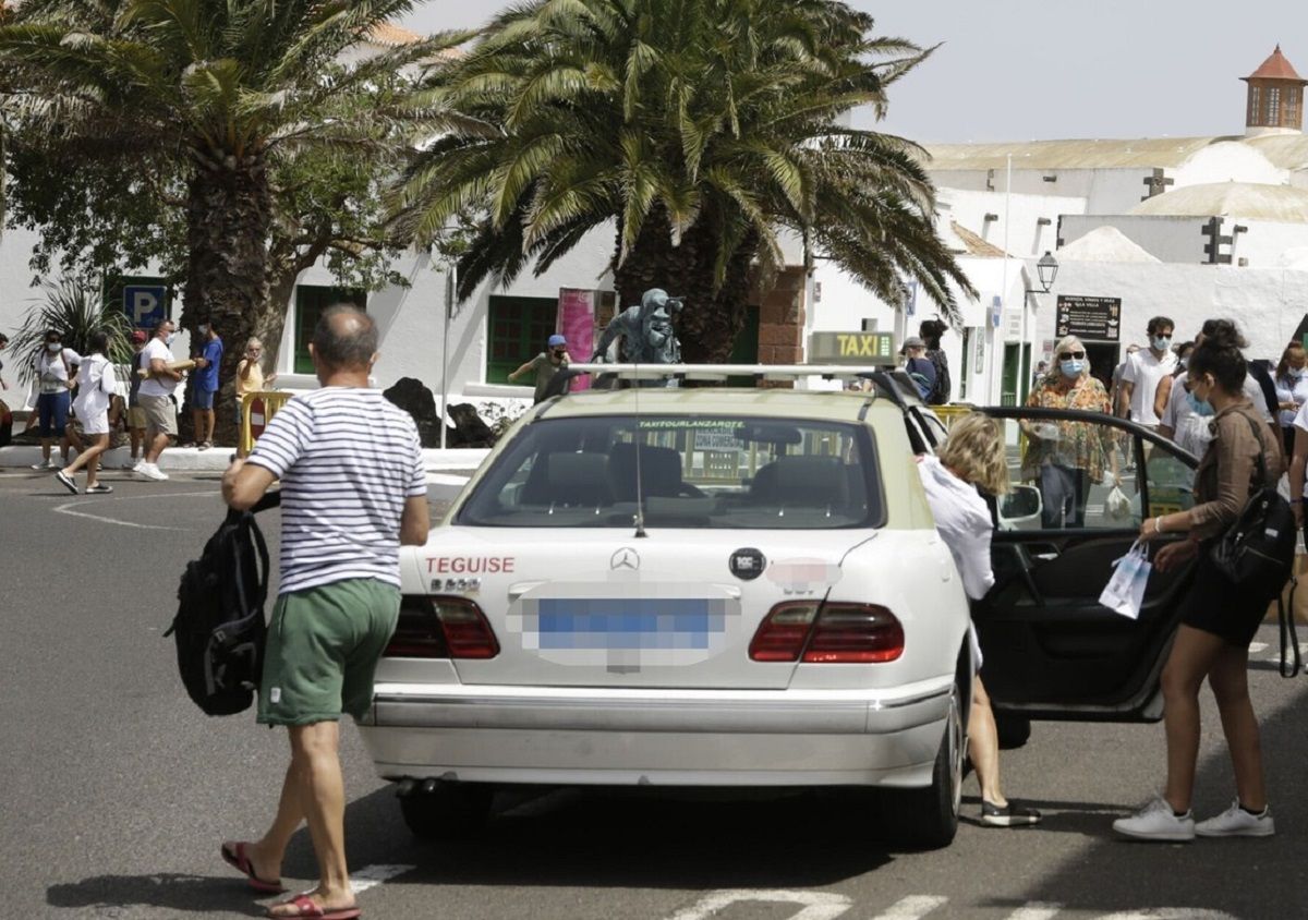 Taxi Teguise