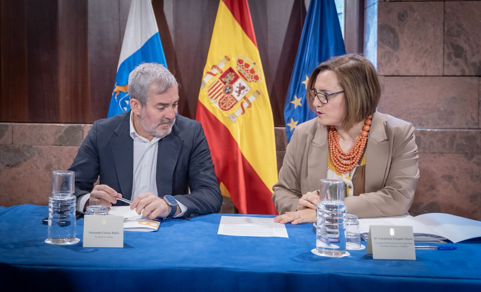 Fernando Clavijo y Candelaria Delgado en el Foro Canario de Inmigración. Foto: Gobierno de Canarias.