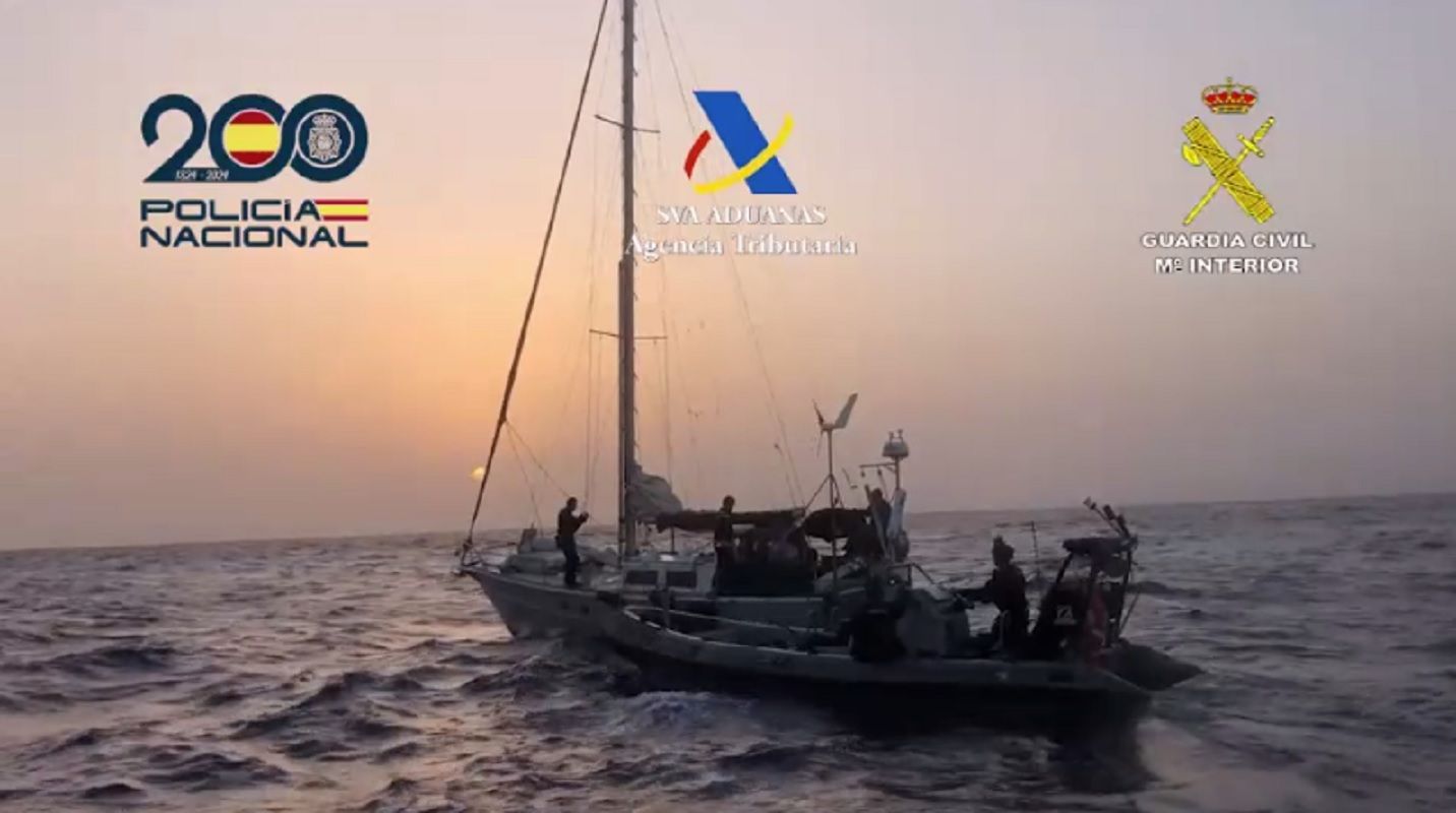 Narcovelero interceptado