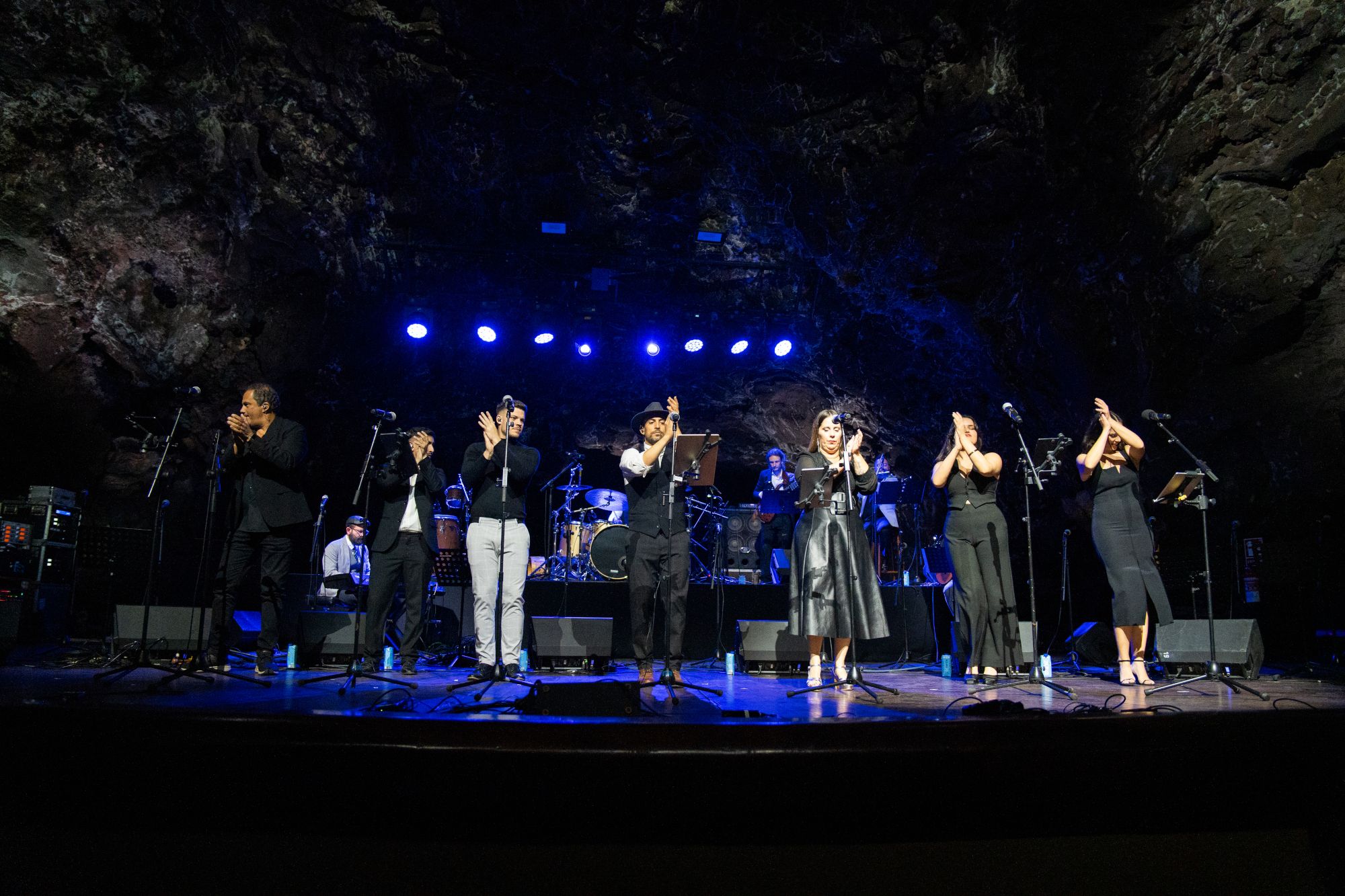 Bohemia Lanzarote y Los Sabandeños.