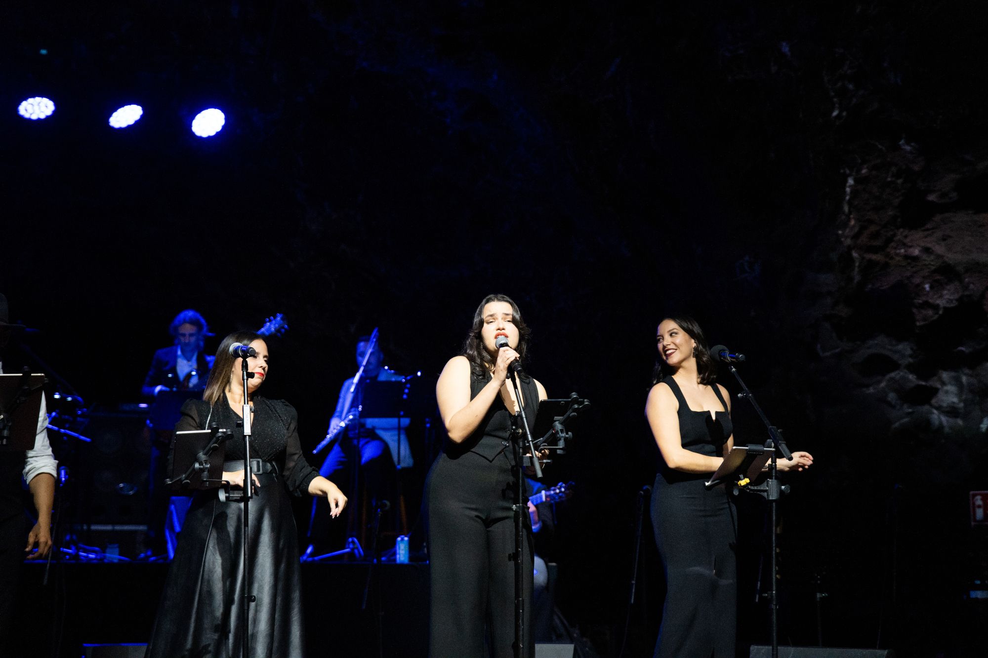 Bohemia Lanzarote y Los Sabandeños.