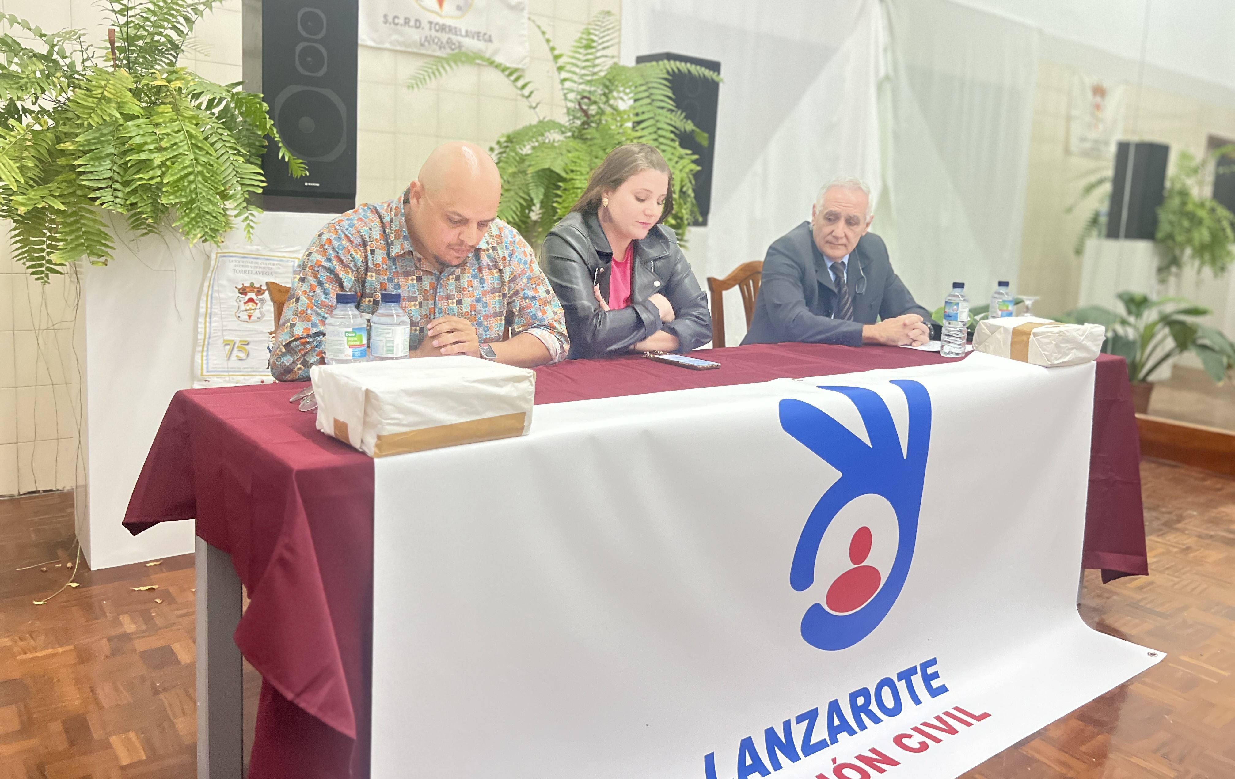 Lanzarote Acción Civil pide señales informativas en las calles comerciales de Arrecife