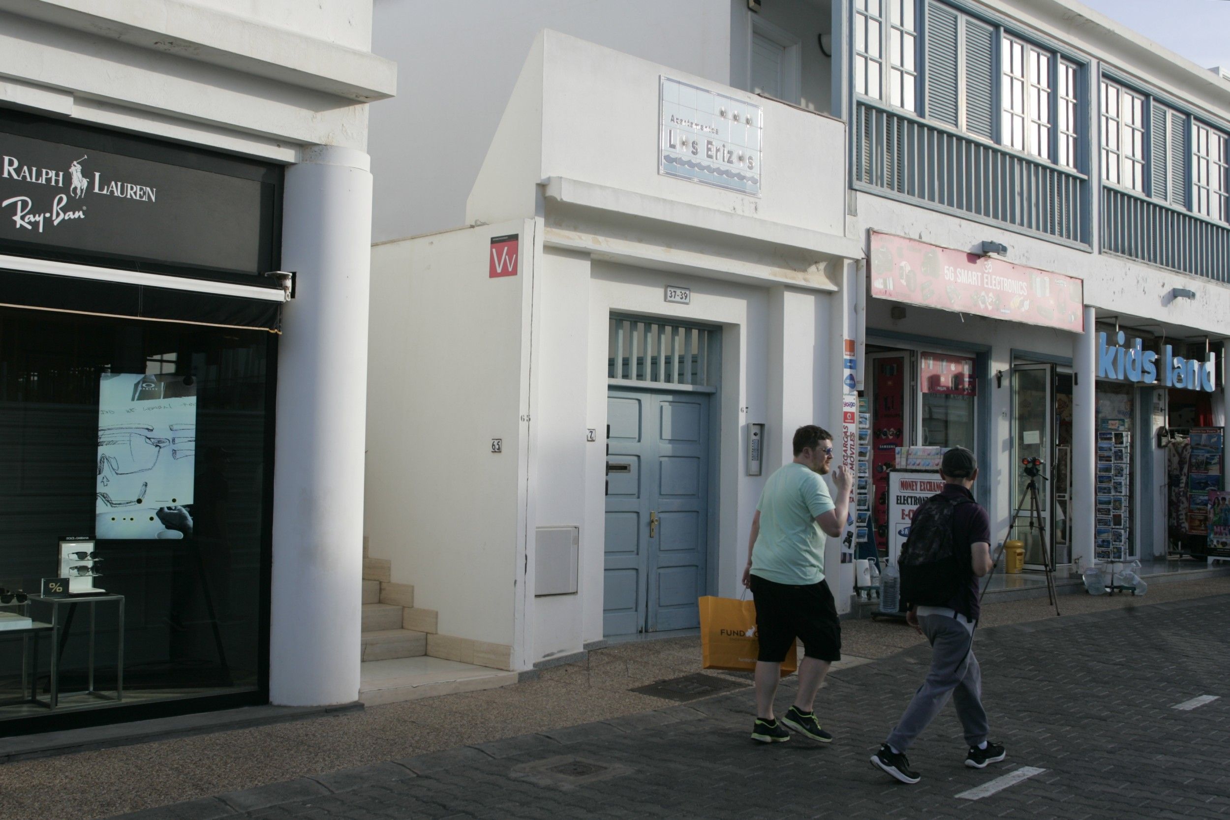 One of the vacation homes offered in Playa Blanca, Yaiza. Photo: Juan Mateos.