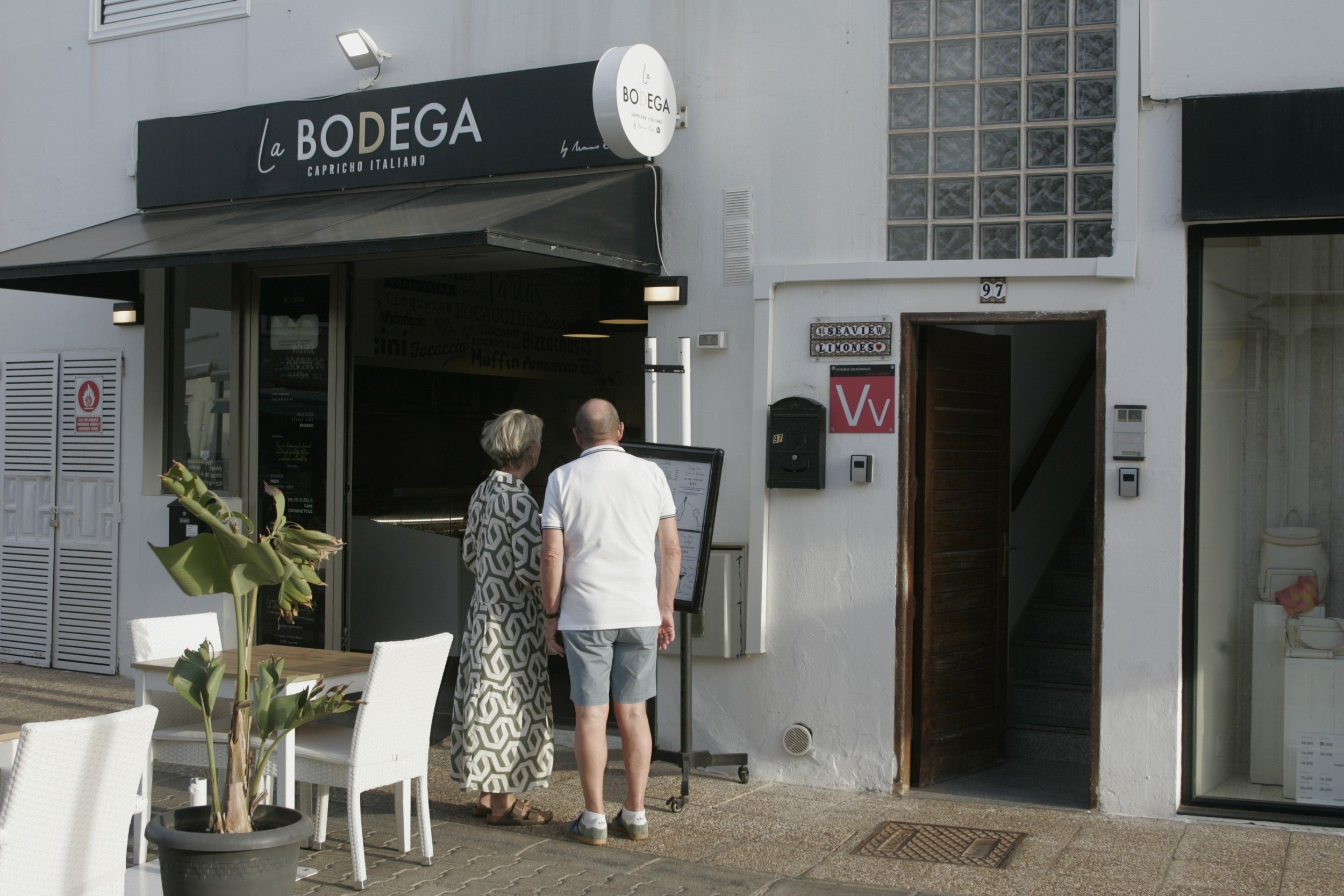 One of the vacation homes offered in Playa Blanca, Yaiza. Photo: Juan Mateos.