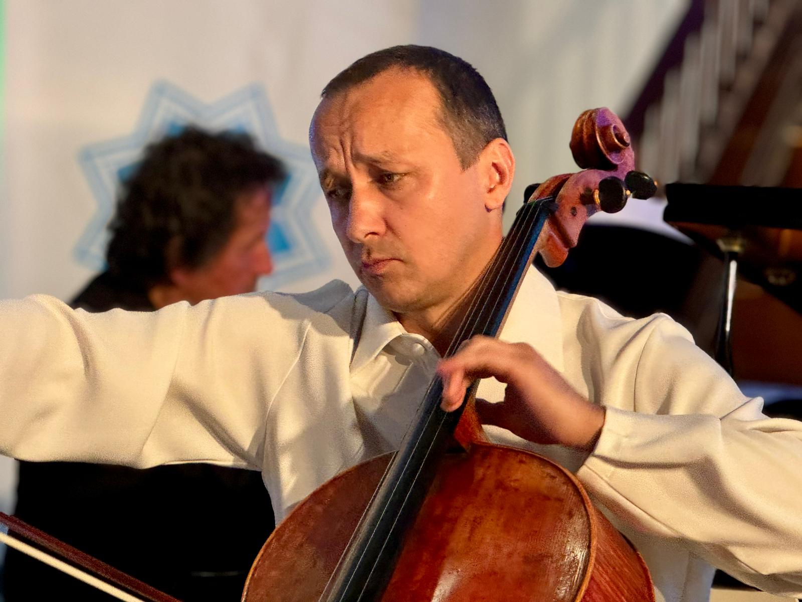 Concierto del violonchelista Razvan Suma en Arrecife