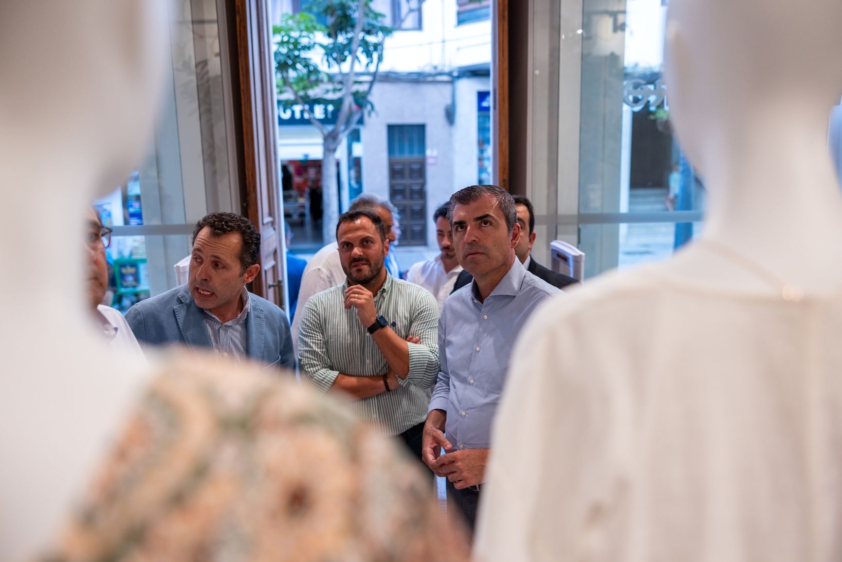 Reinauguración de Encuentro Modas en la calle Real de Arrecife
