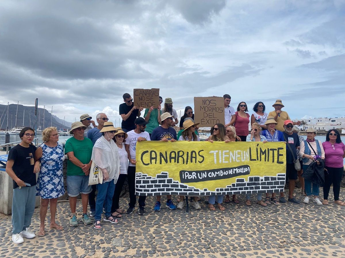 Manifestación 20A en La Graciosa