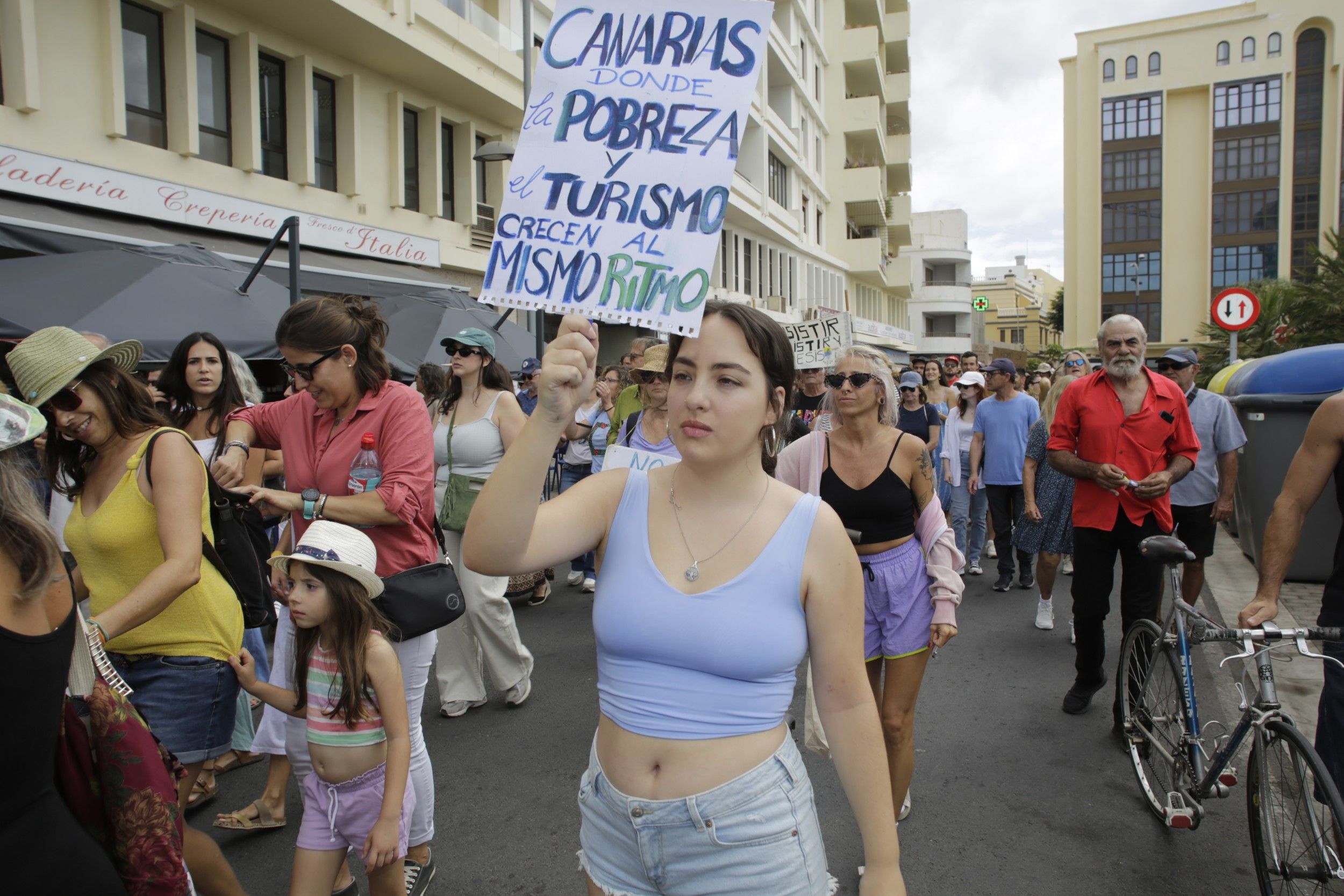 Manifestación 20 de abril en Arrecife (Fotos: Juan Mateos)