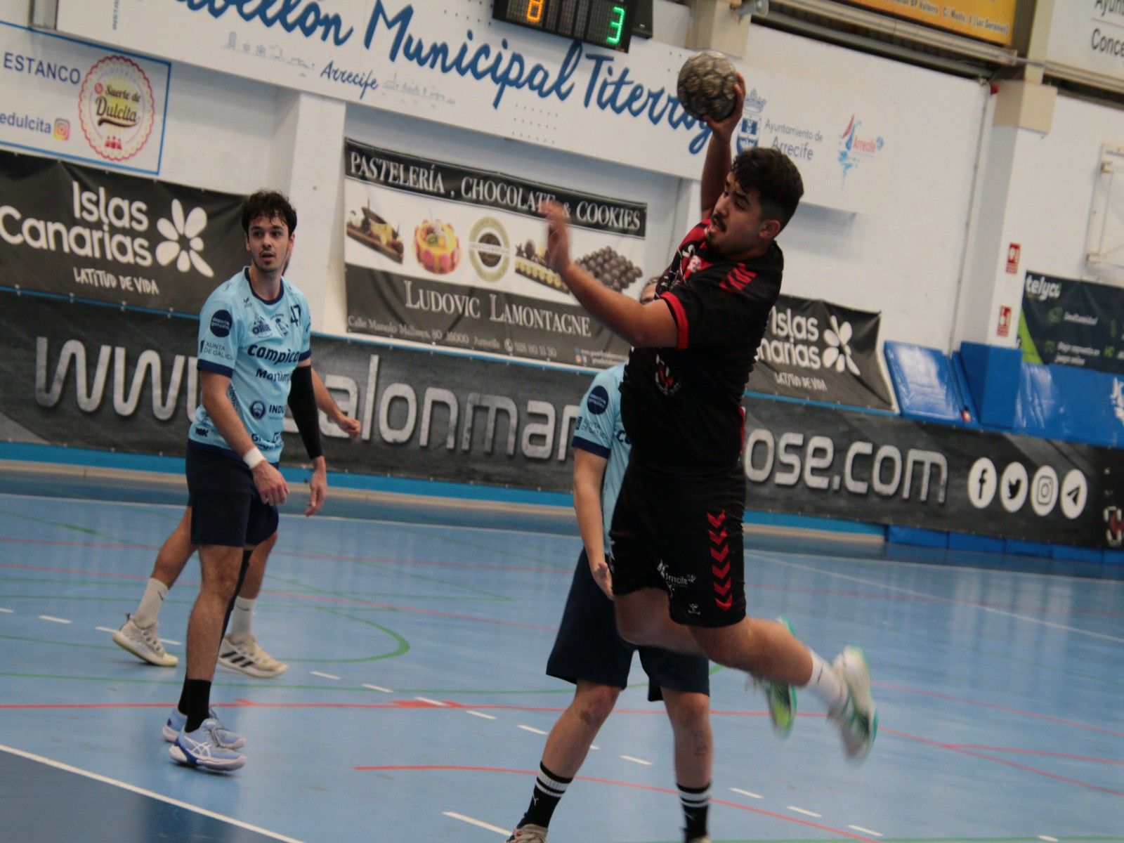 Partido de Balonmano entre Landbit Lanzarote y Porriño