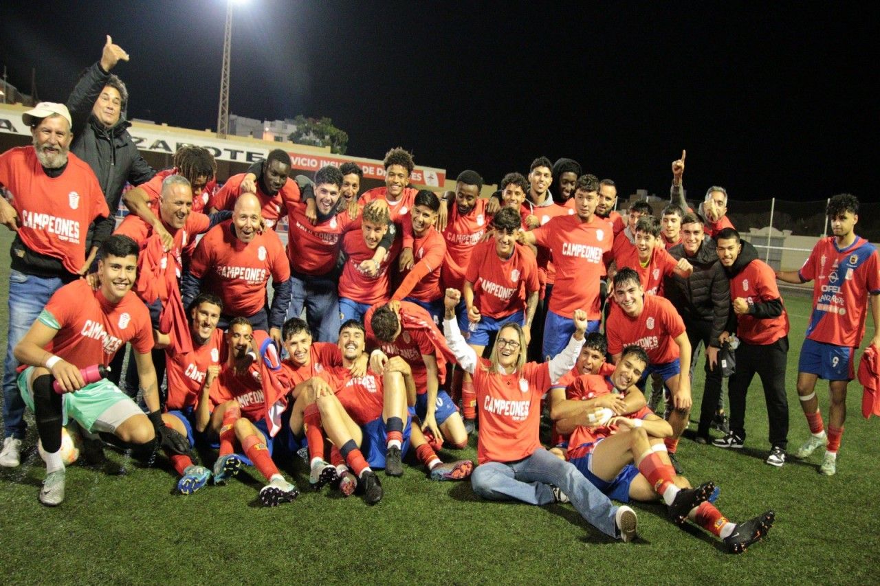 La UD Lanzarote “B” se proclama campeón de la  Primera Regional