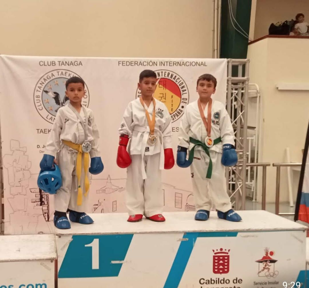 El Club Tanaga gaba 44  medallas en el torneo autonómico de Taekwon-do iftu