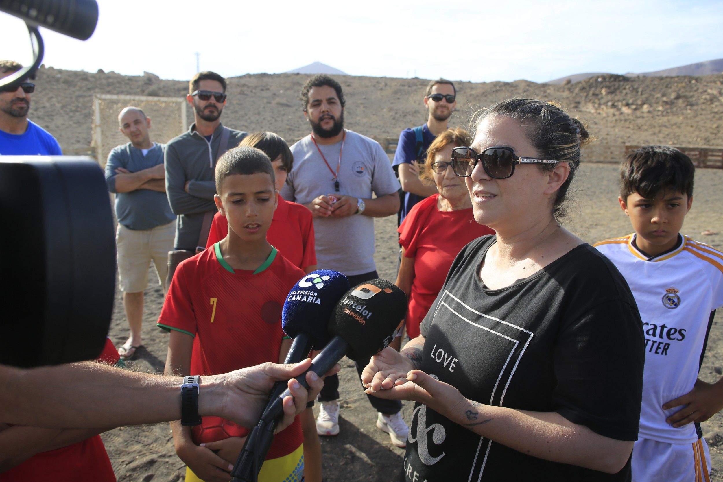 Protesta por la falta de una cancha deportiva en Argana Alta (Fotos: Juan Mateos)