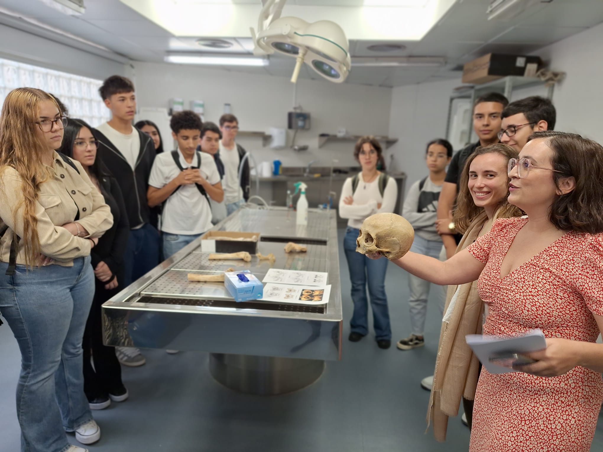 Estudiantes del IES Agustín Espinosa visitan el Palacio de Justicia de Arrecife Estudiantes del IES Agustín Espinosa visitan el Palacio de Justicia de Arrecife