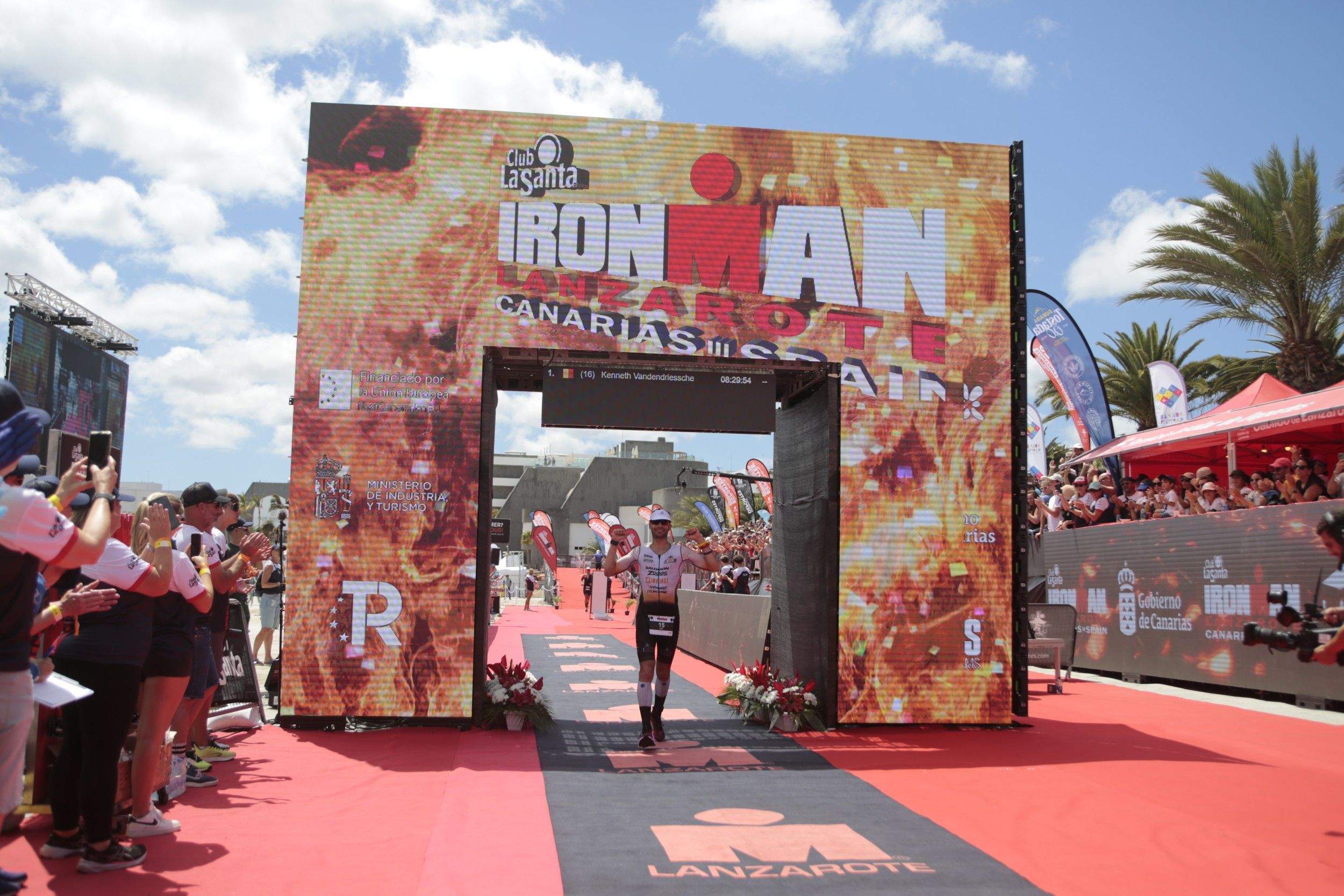 Carrera y ganadores del XXXII Ironman Lanzarote (Fotos: Juan Mateos) Carrera y ganadores del XXXII Ironman Lanzarote (Fotos: Juan Mateos)