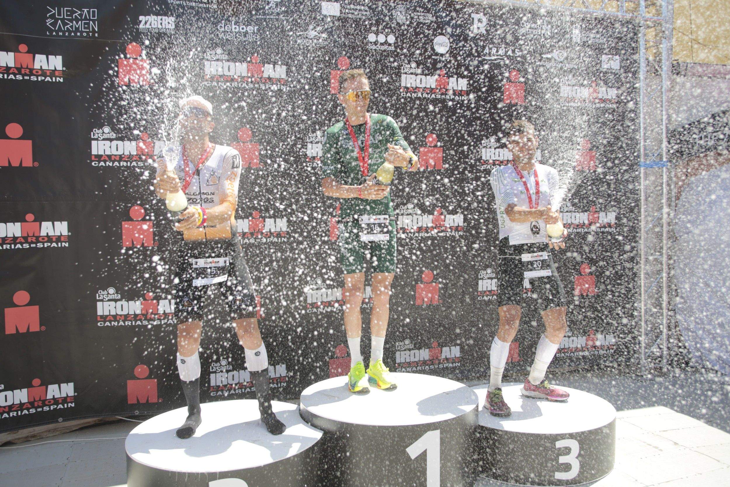 Carrera y ganadores del XXXII Ironman Lanzarote (Fotos: Juan Mateos) Carrera y ganadores del XXXII Ironman Lanzarote (Fotos: Juan Mateos)