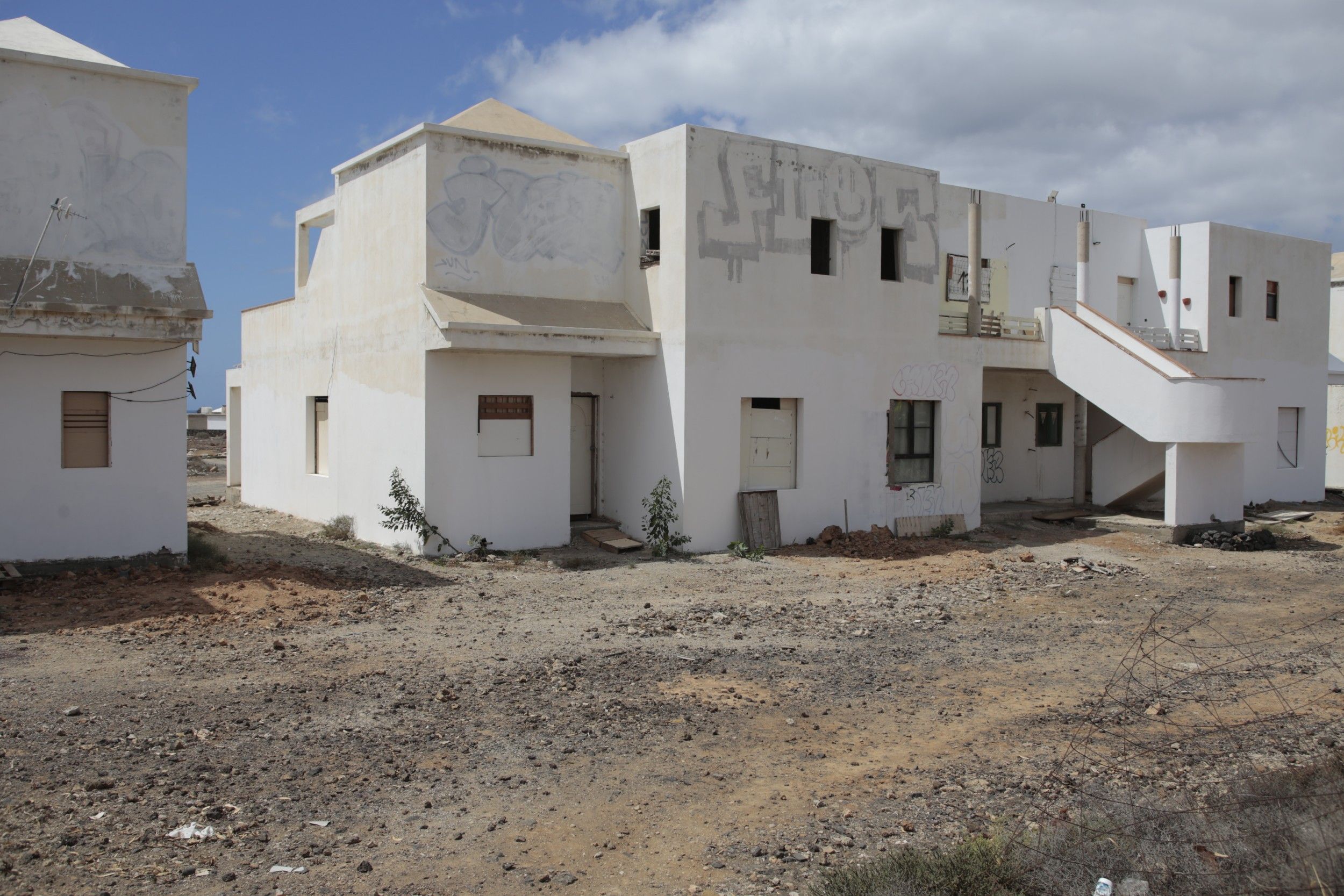 Occupied houses in Costa Teguise. Photo: Juan Mateos.