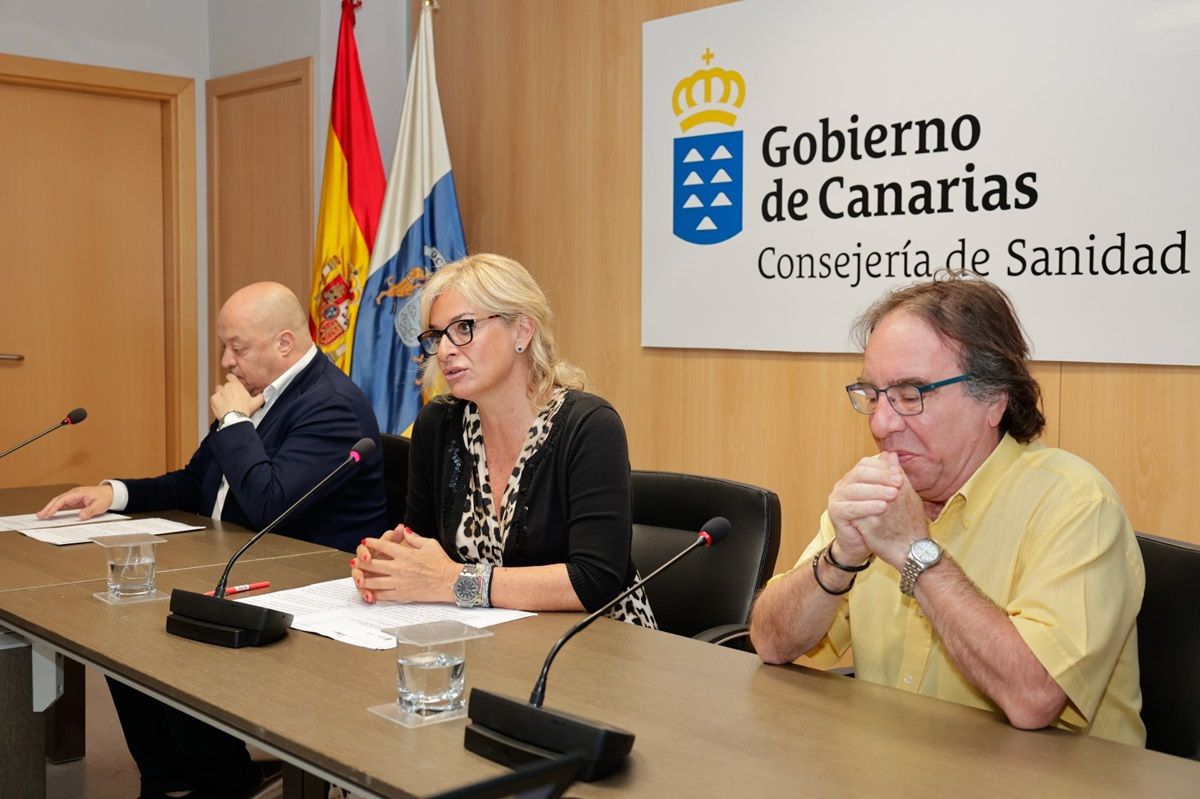 Rueda de prensa de la consejera de Sanidad, Esther Monzón, sobre el Calendario Vacunal