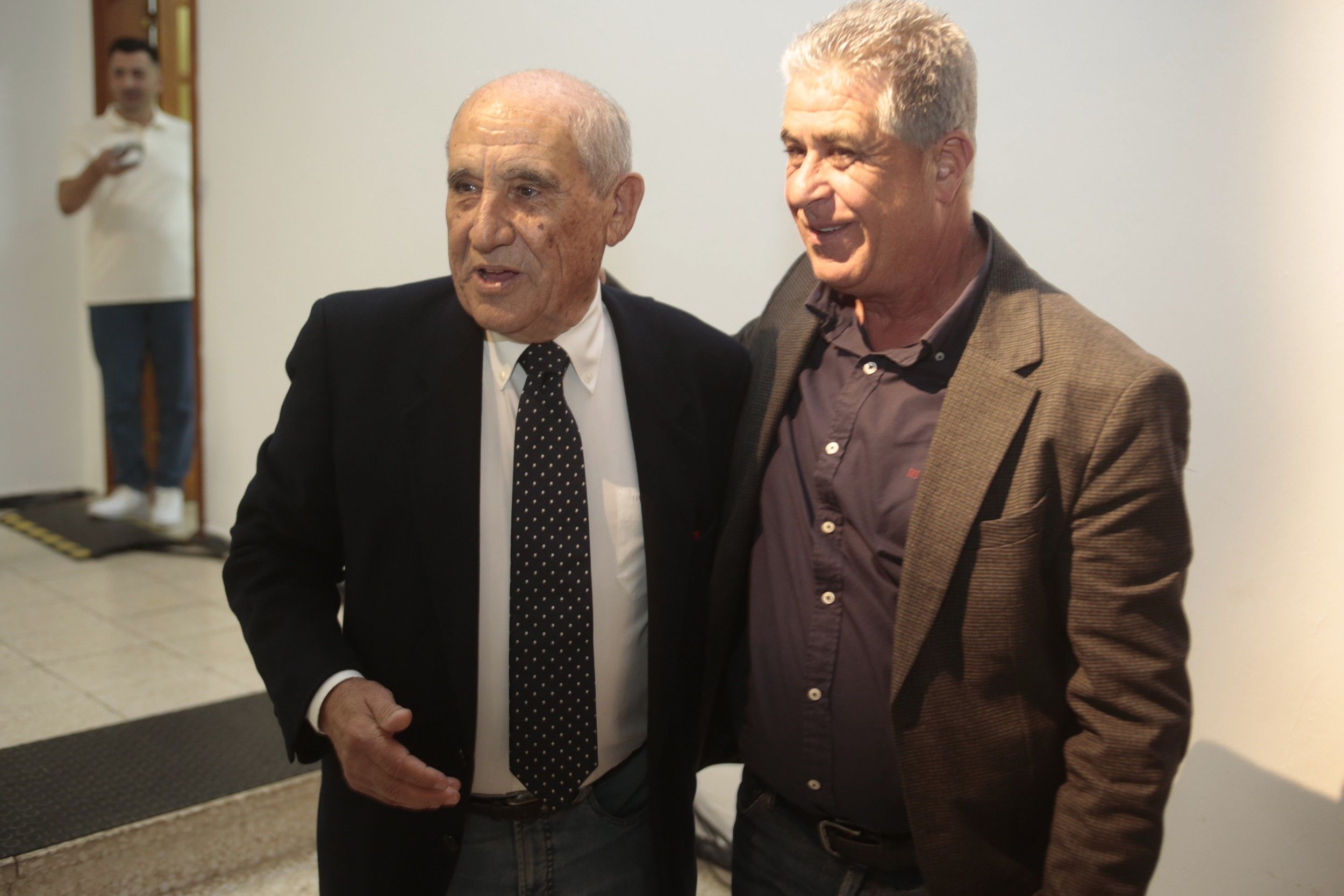 Dimas Martín dando el pregón en Los Valles. Fotos: Juan Mateos.