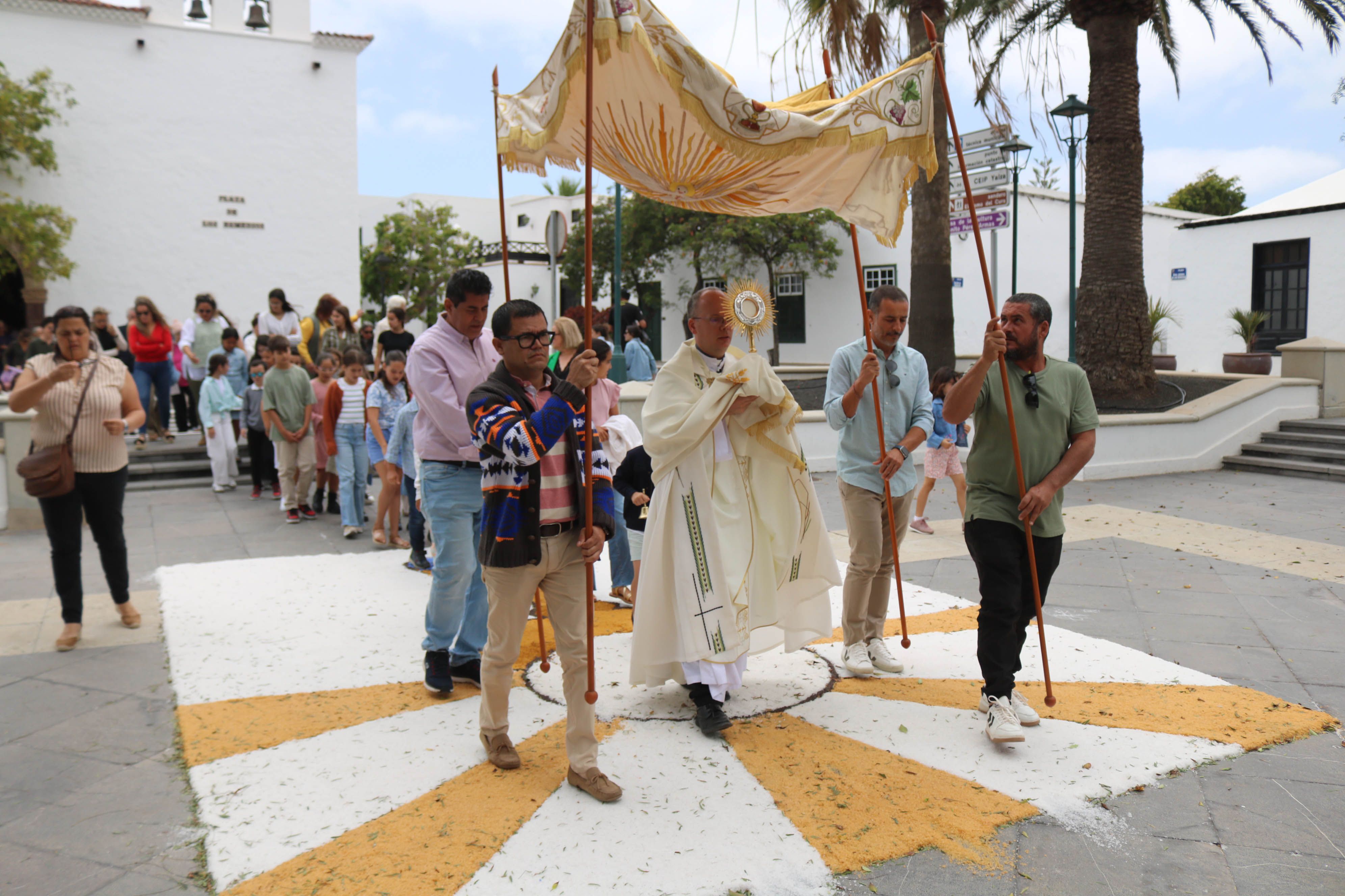 Celebración del Corpus Christi en Yaiza