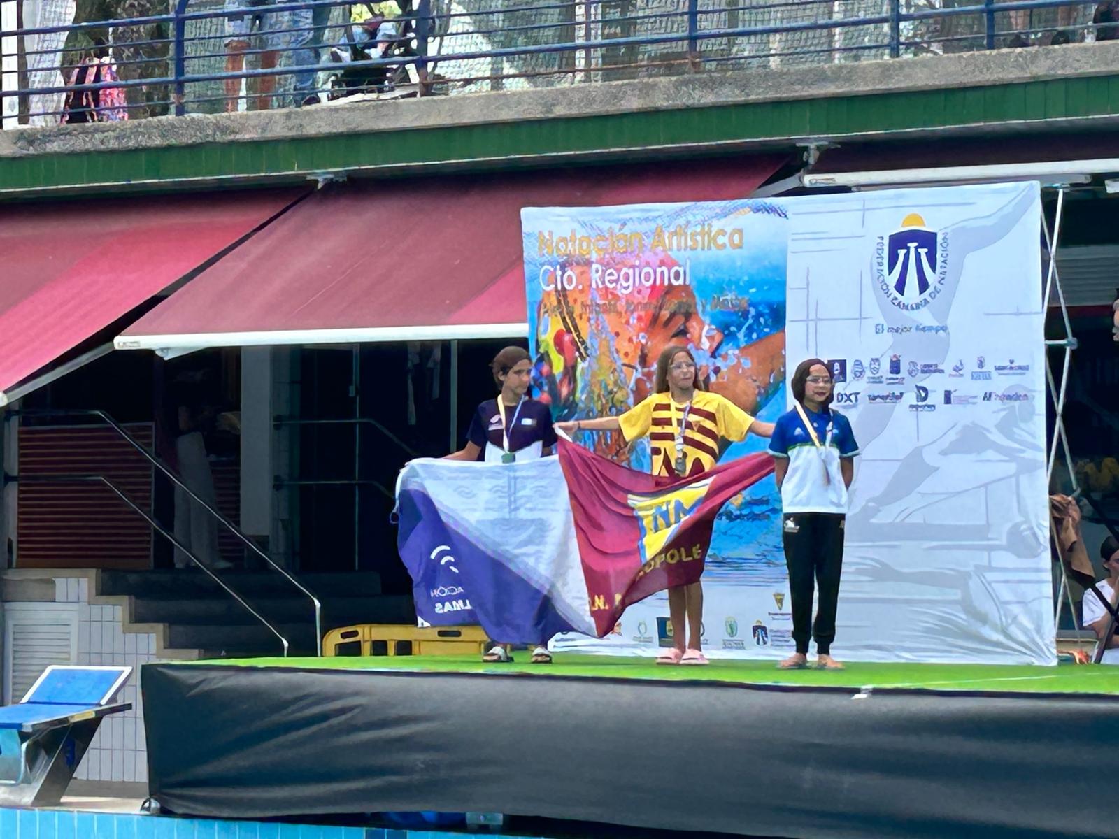 CD Pingüinos en el campeonato de Canarias de verano de natación artística CD Pingüinos en el campeonato de Canarias de verano de natación artística
