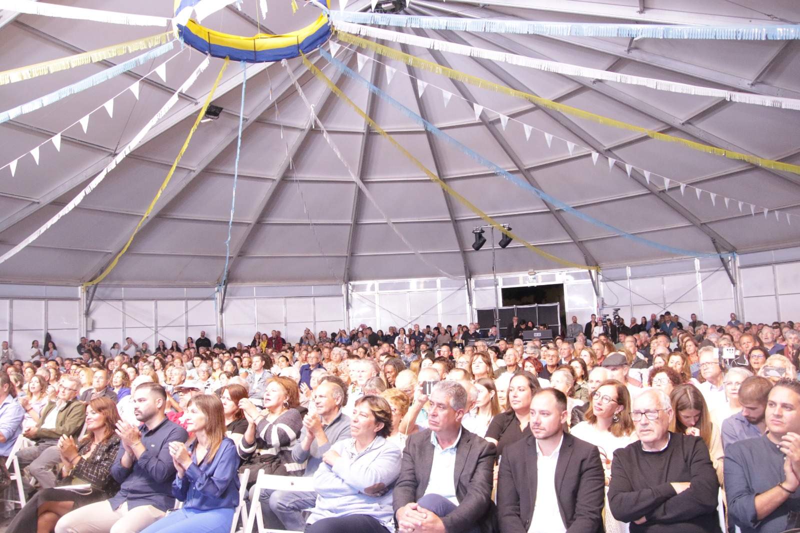 Acatife distingue con el 'Volcán de Plata 2024' a la Agrupación Folclórica Guanapay Acatife distingue con el 'Volcán de Plata 2024' a la Agrupación Folclórica Guanapay