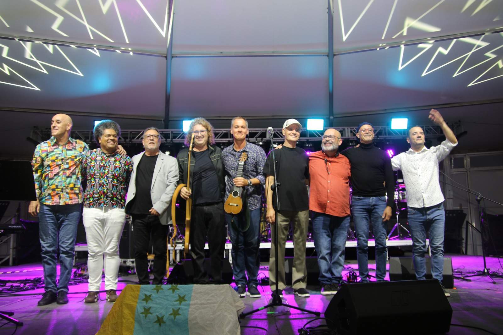 Acatife distingue con el 'Volcán de Plata 2024' a la Agrupación Folclórica Guanapay Acatife distingue con el 'Volcán de Plata 2024' a la Agrupación Folclórica Guanapay