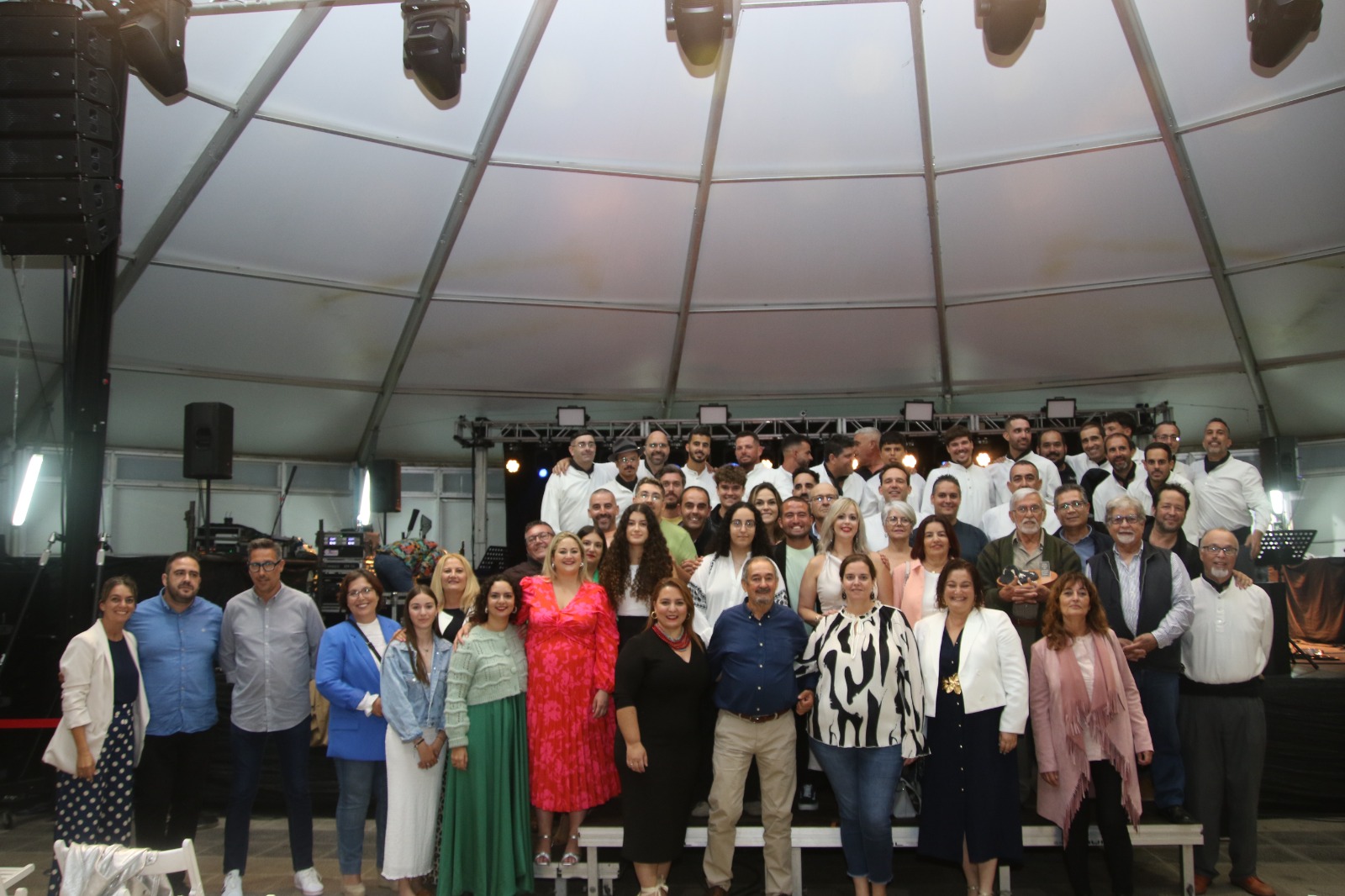 Acatife distingue con el 'Volcán de Plata 2024' a la Agrupación Folclórica Guanapay Acatife distingue con el 'Volcán de Plata 2024' a la Agrupación Folclórica Guanapay