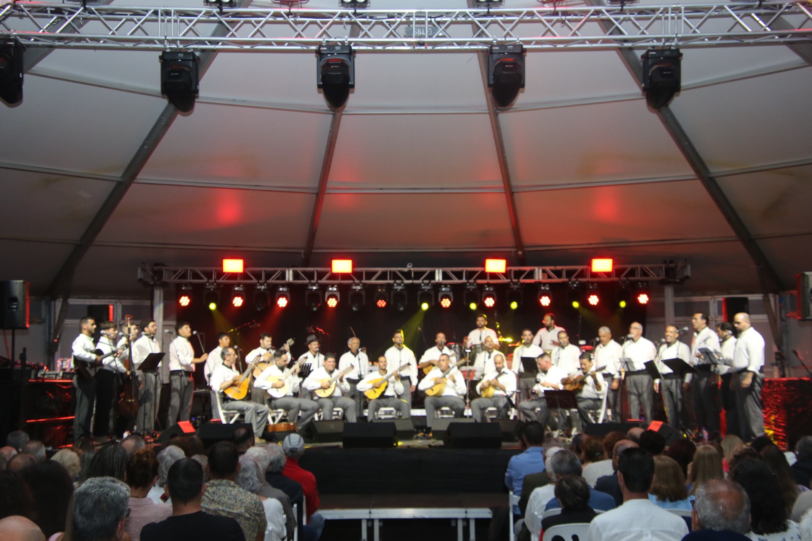 Acatife distingue con el 'Volcán de Plata 2024' a la Agrupación Folclórica Guanapay Acatife distingue con el 'Volcán de Plata 2024' a la Agrupación Folclórica Guanapay