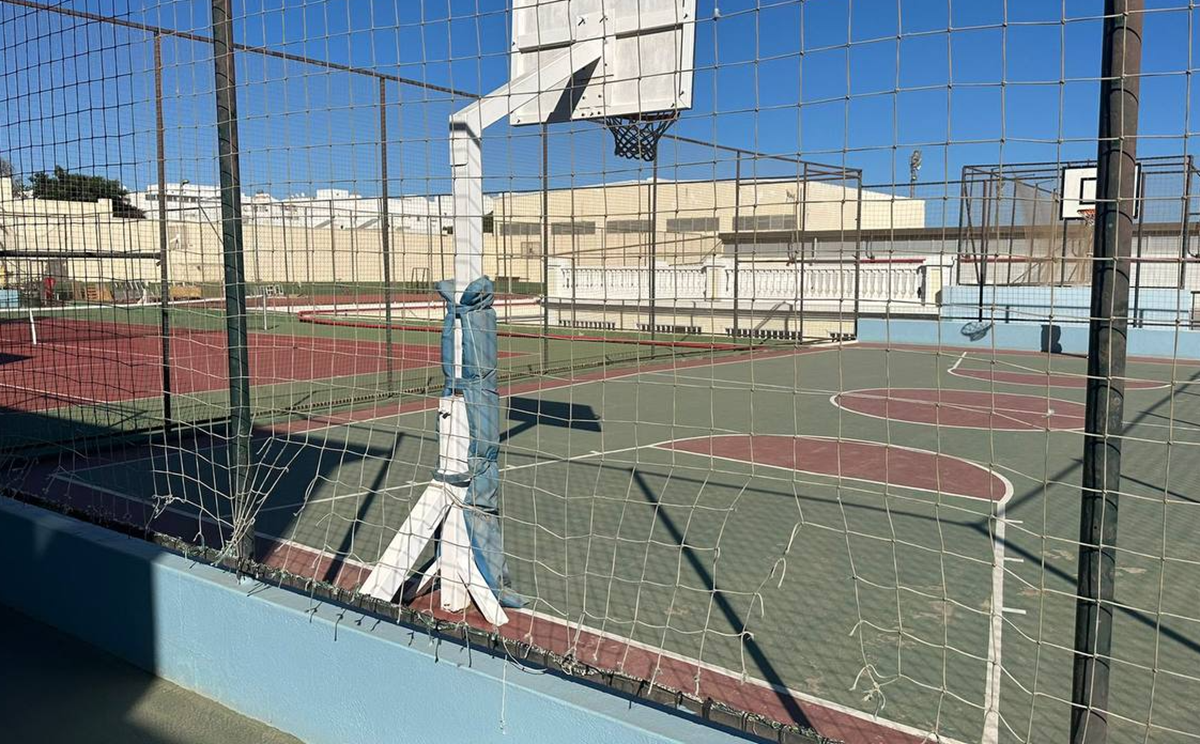 The PSOE denounces the "abandonment" of the Arrecife Sports City courts