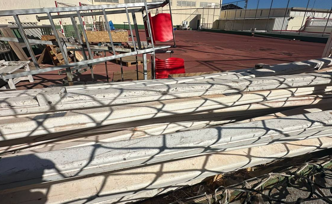 El PSOE critica el estado de las canchas de la Ciudad Deportiva de Arrecife