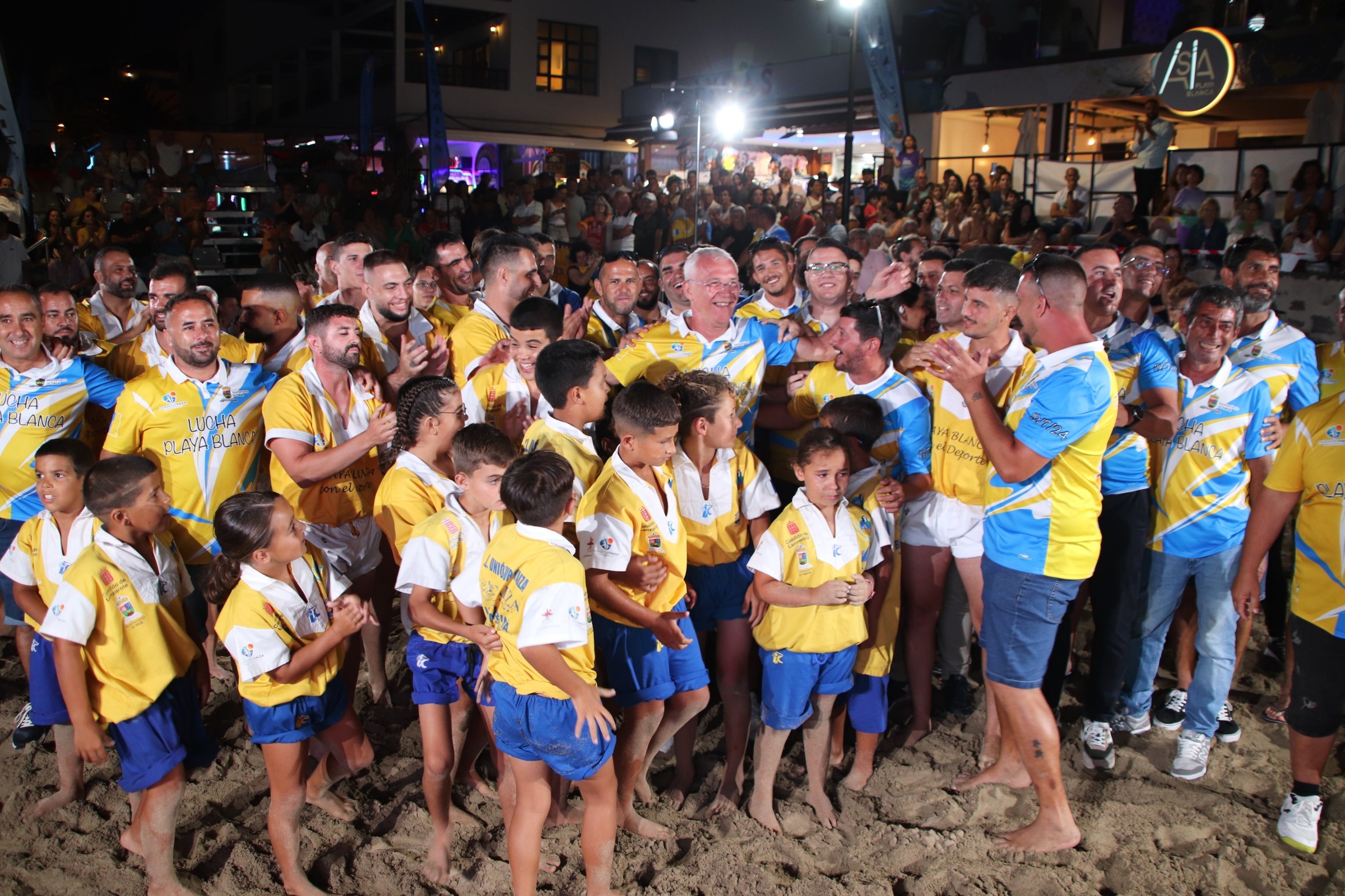 Homenaje a Tomás Quesada en Playa Blanca