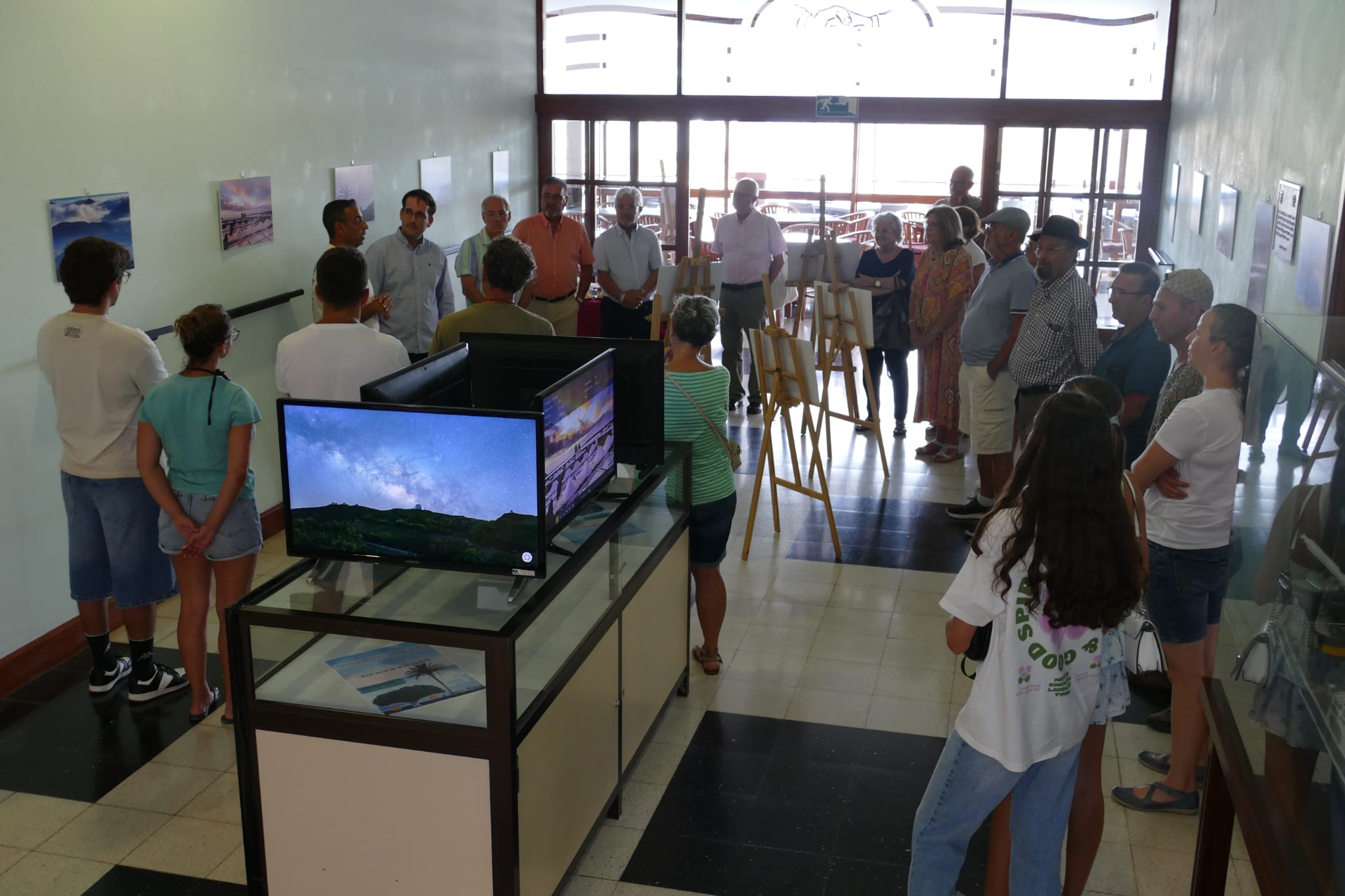 Exposición fotográfica de Gustavo Medina Exposición fotográfica de Gustavo Medina