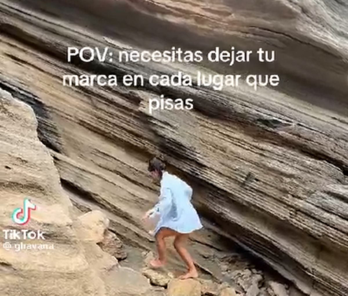 Polémica por una visitante que hizo sus necesidades en Las Grietas y lo difundió en redes. Foto: TikTok.