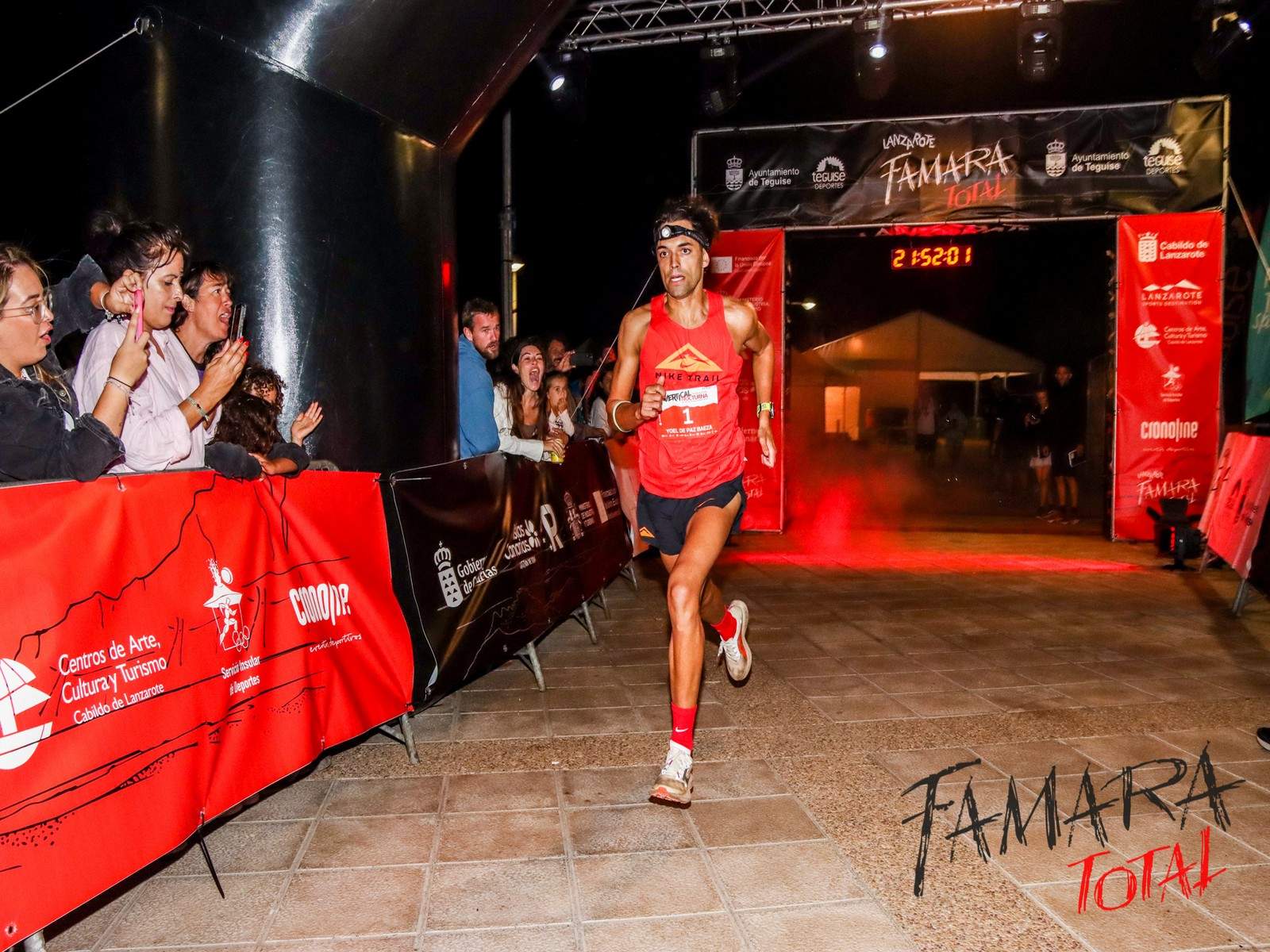 'Famara Total Vertical Nocturna by Lanzarote Sports Destination'
