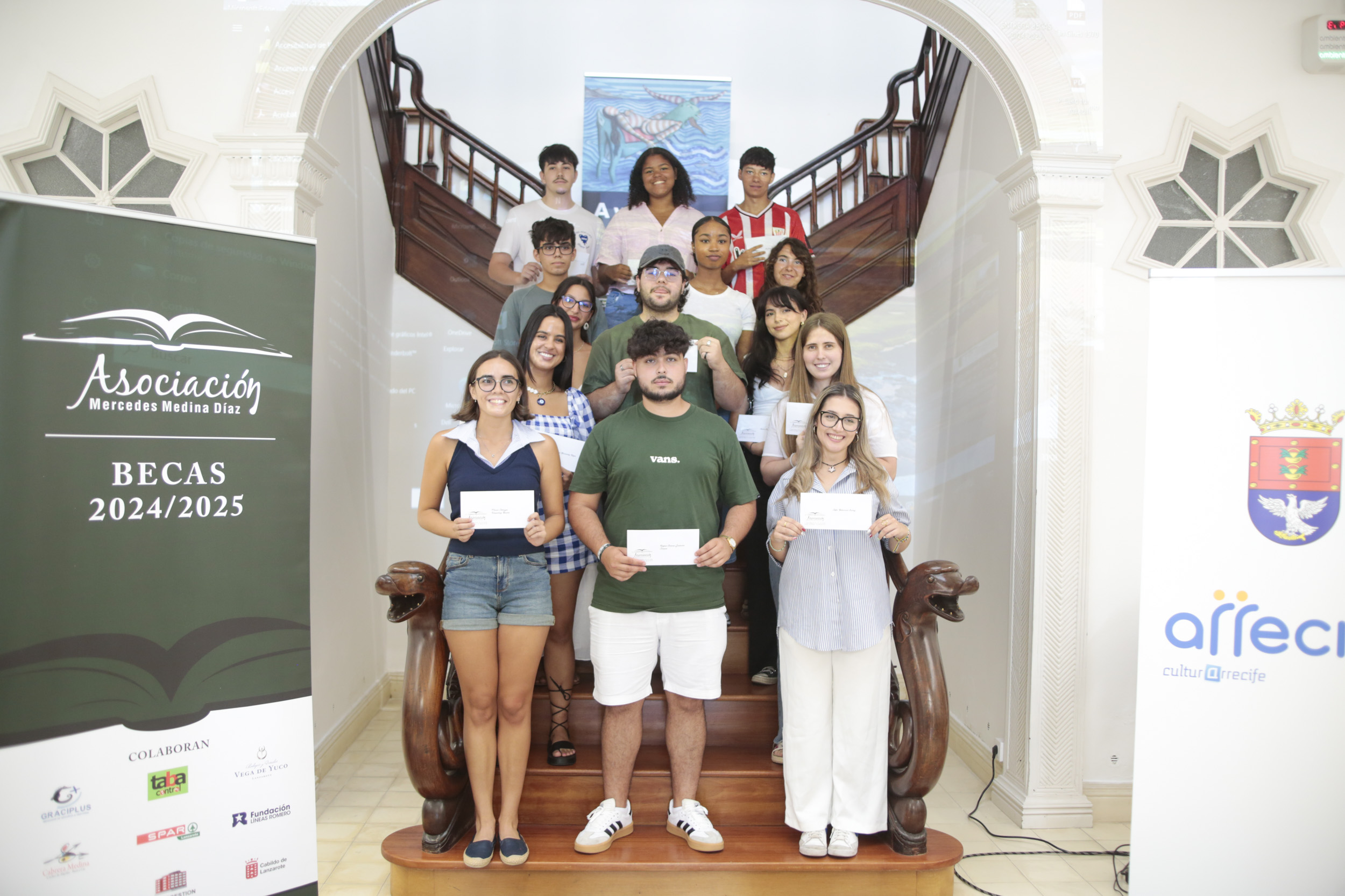 Entrega de becas Mercedes Medina, 2024 (Fotos: Juan Mateos) Entrega de becas Mercedes Medina, 2024 (Fotos: Juan Mateos)