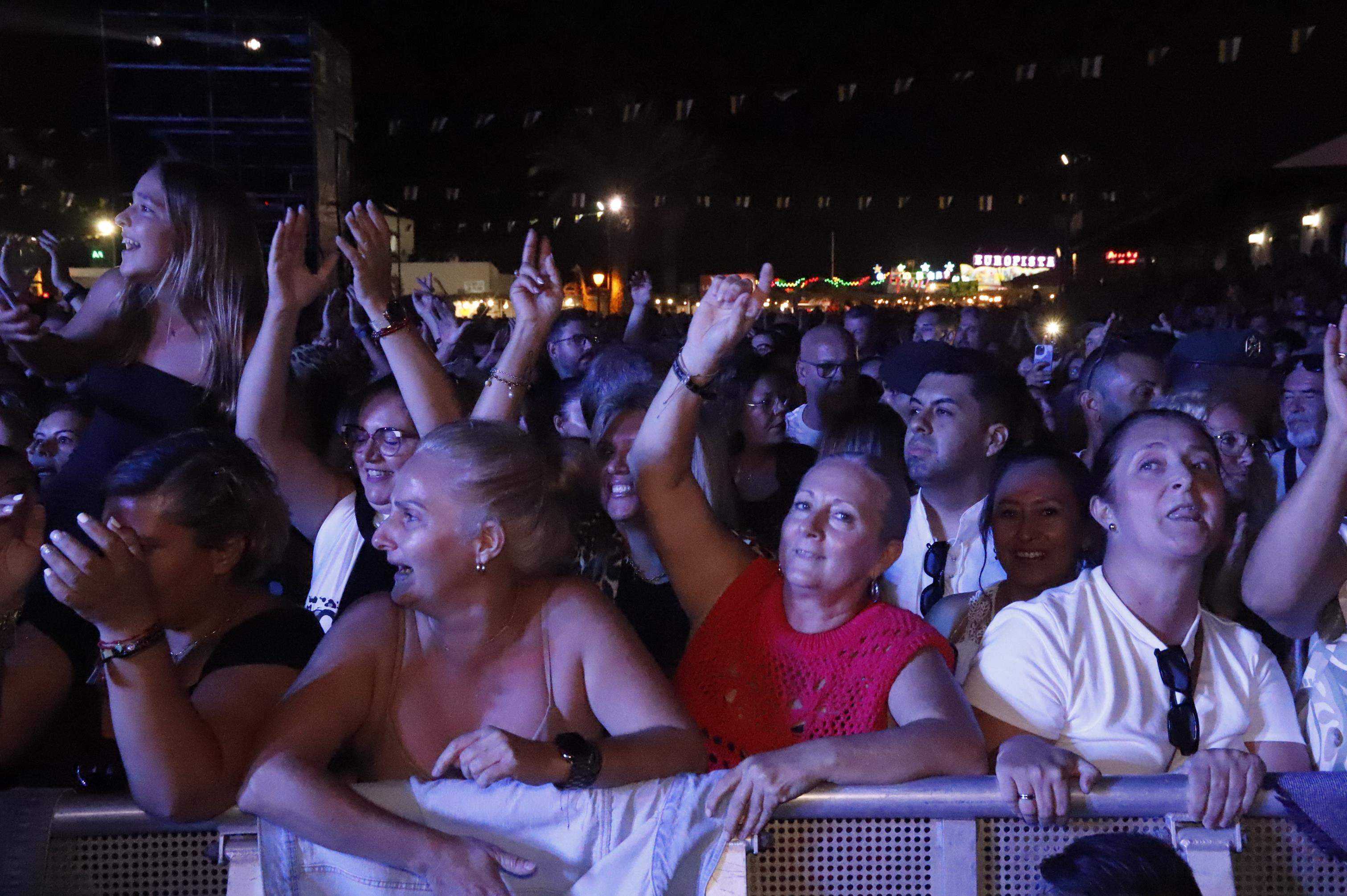 Concierto de Manuel Carrasco en Los Dolores Concierto de Manuel Carrasco en Los Dolores