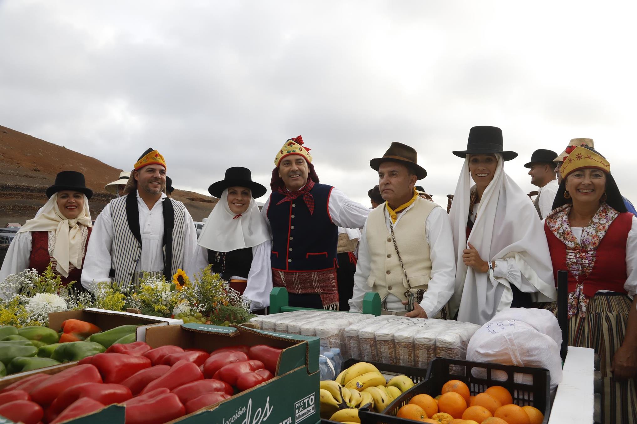 Ofrenda en la Romería de Los Dolores. 